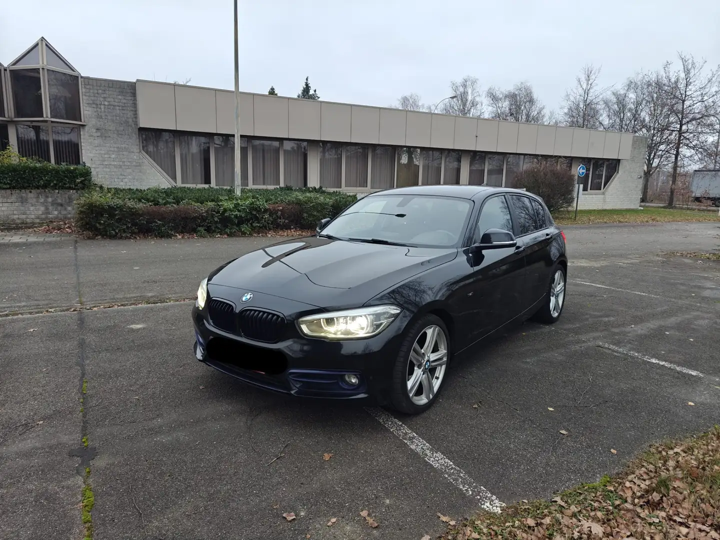 BMW 118 118d - 1