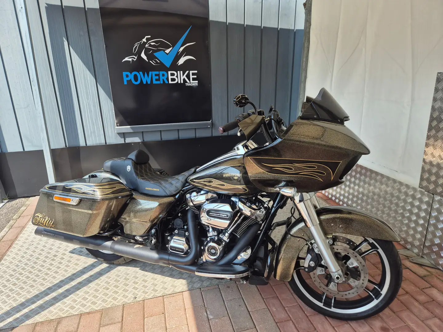 Harley-Davidson Road Glide SPECIAL - FLTRXS Gold - 2