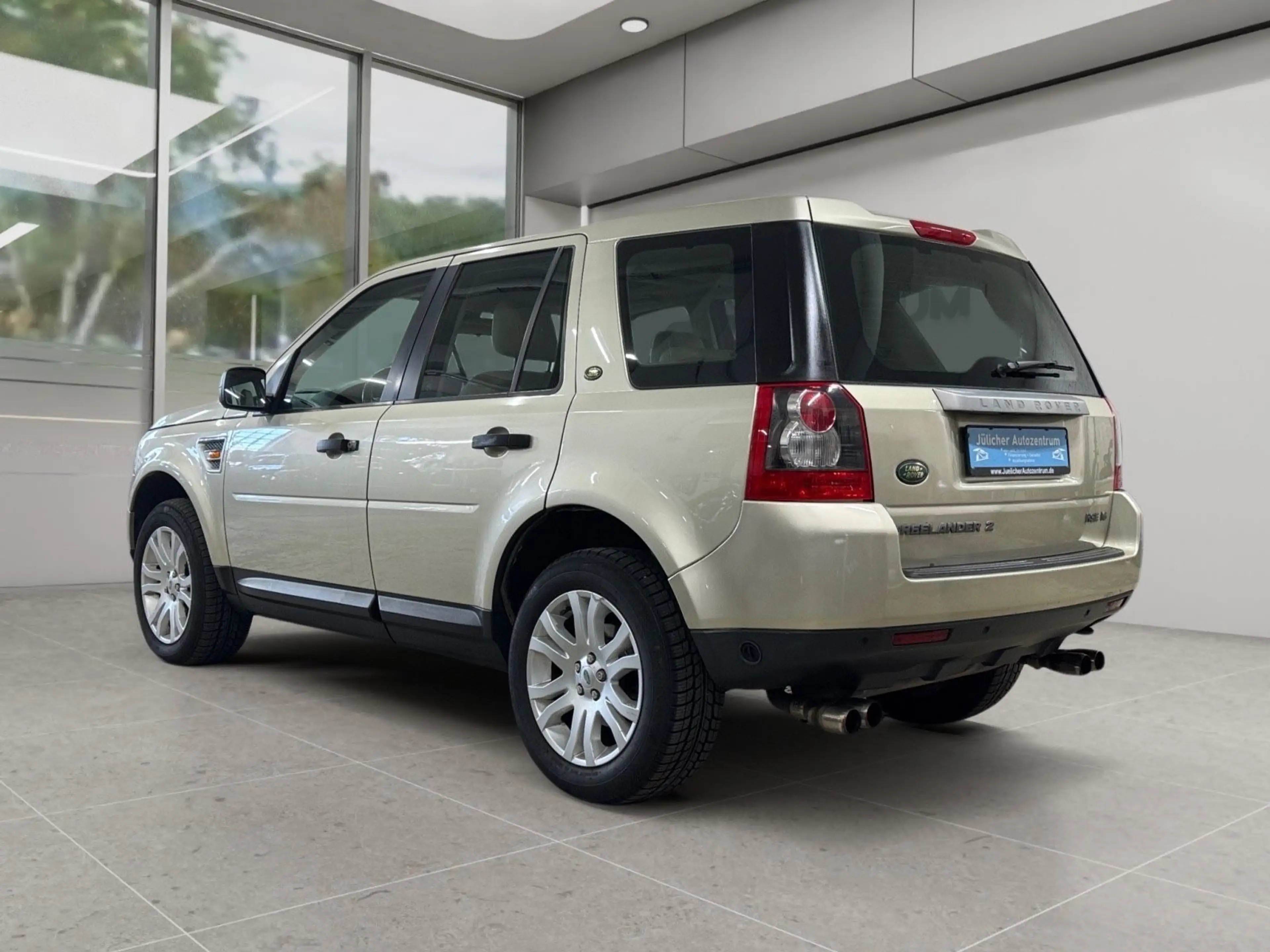 Land Rover Freelander 2 HSE i6, LPG , Insp. Neu — photo 6