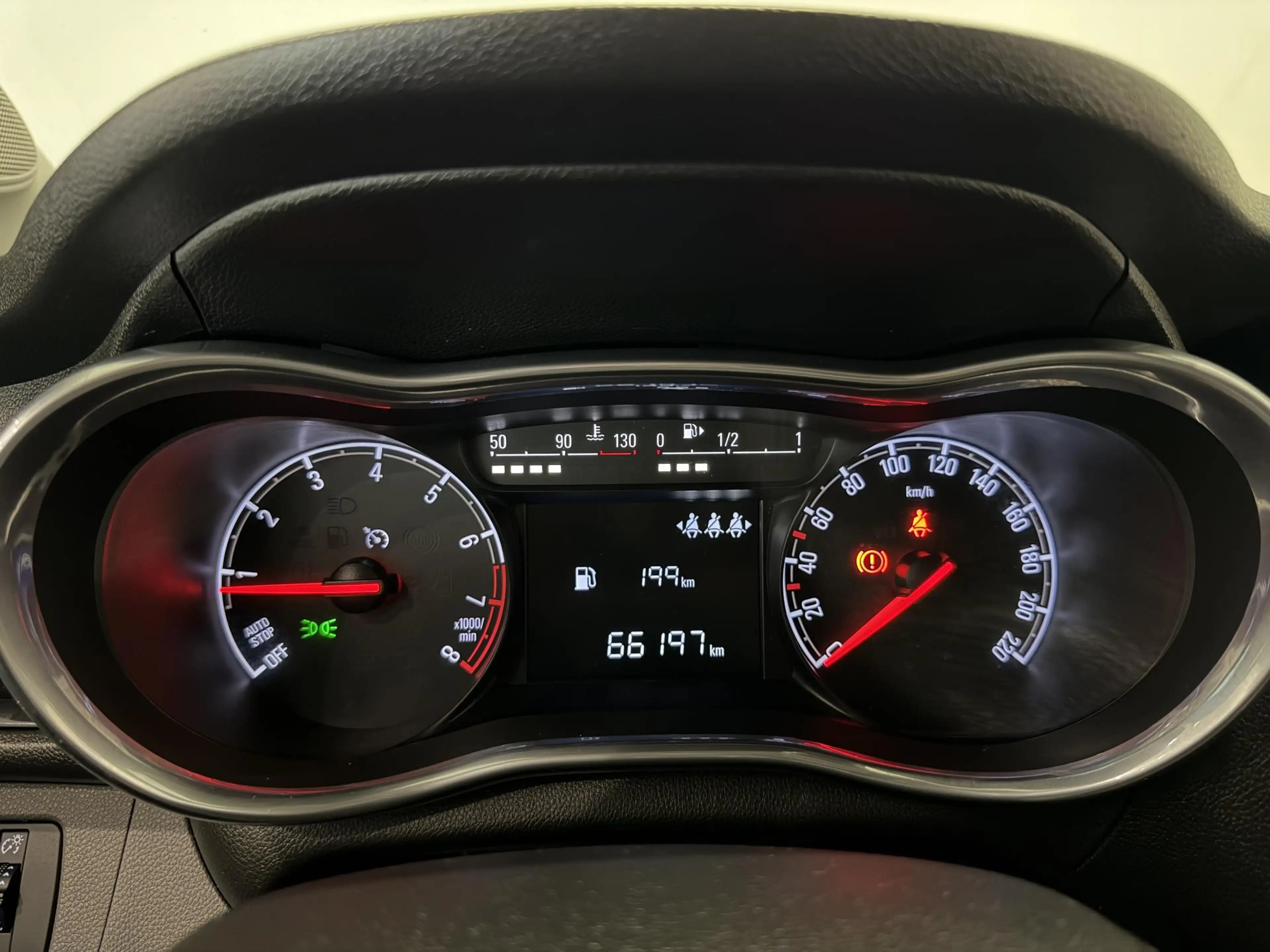 Opel Karl 1.0 ecoFLEX Innovation | Climate Control | Cruise — photo 4