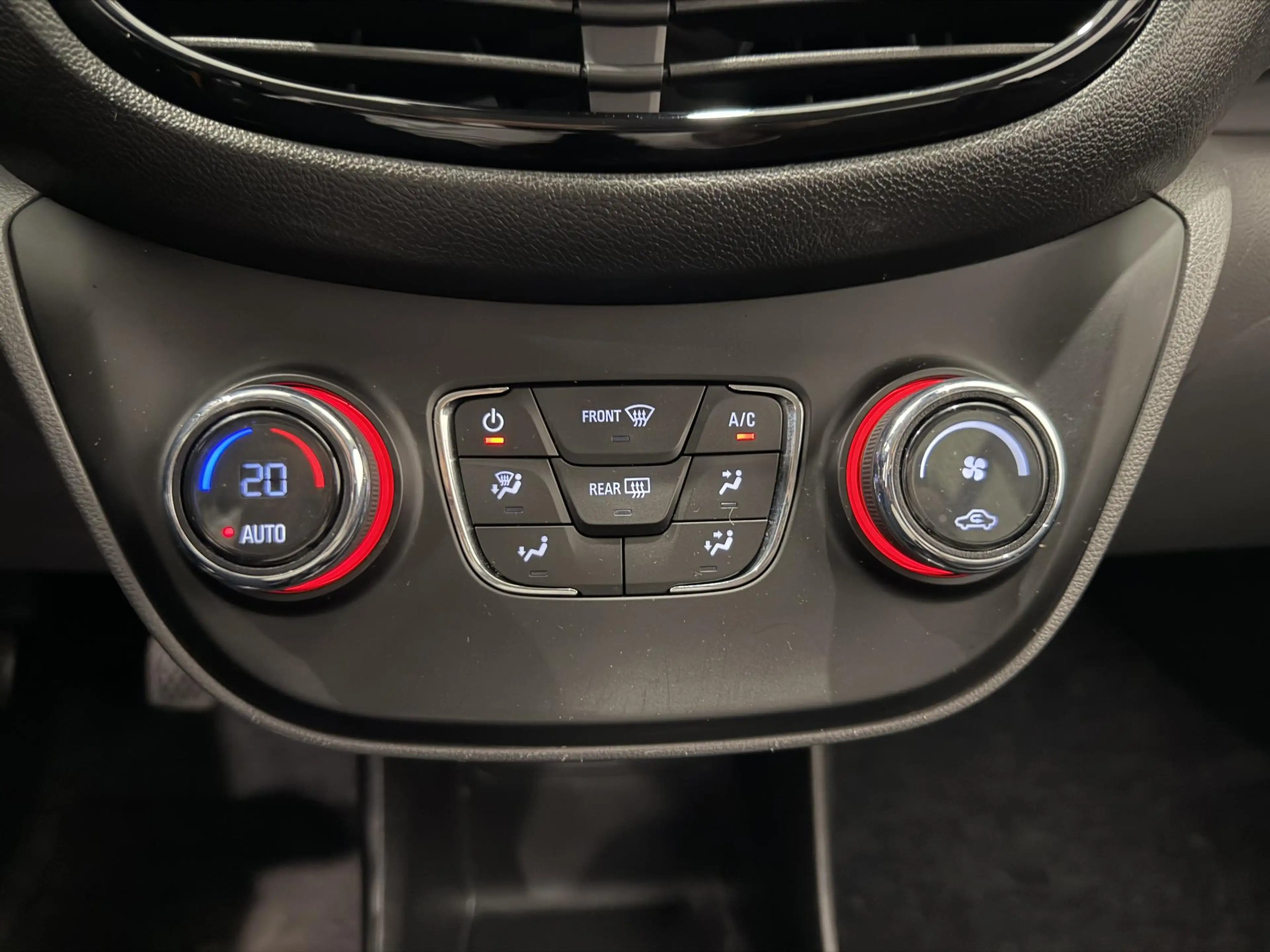 Opel Karl 1.0 ecoFLEX Innovation | Climate Control | Cruise — photo 13