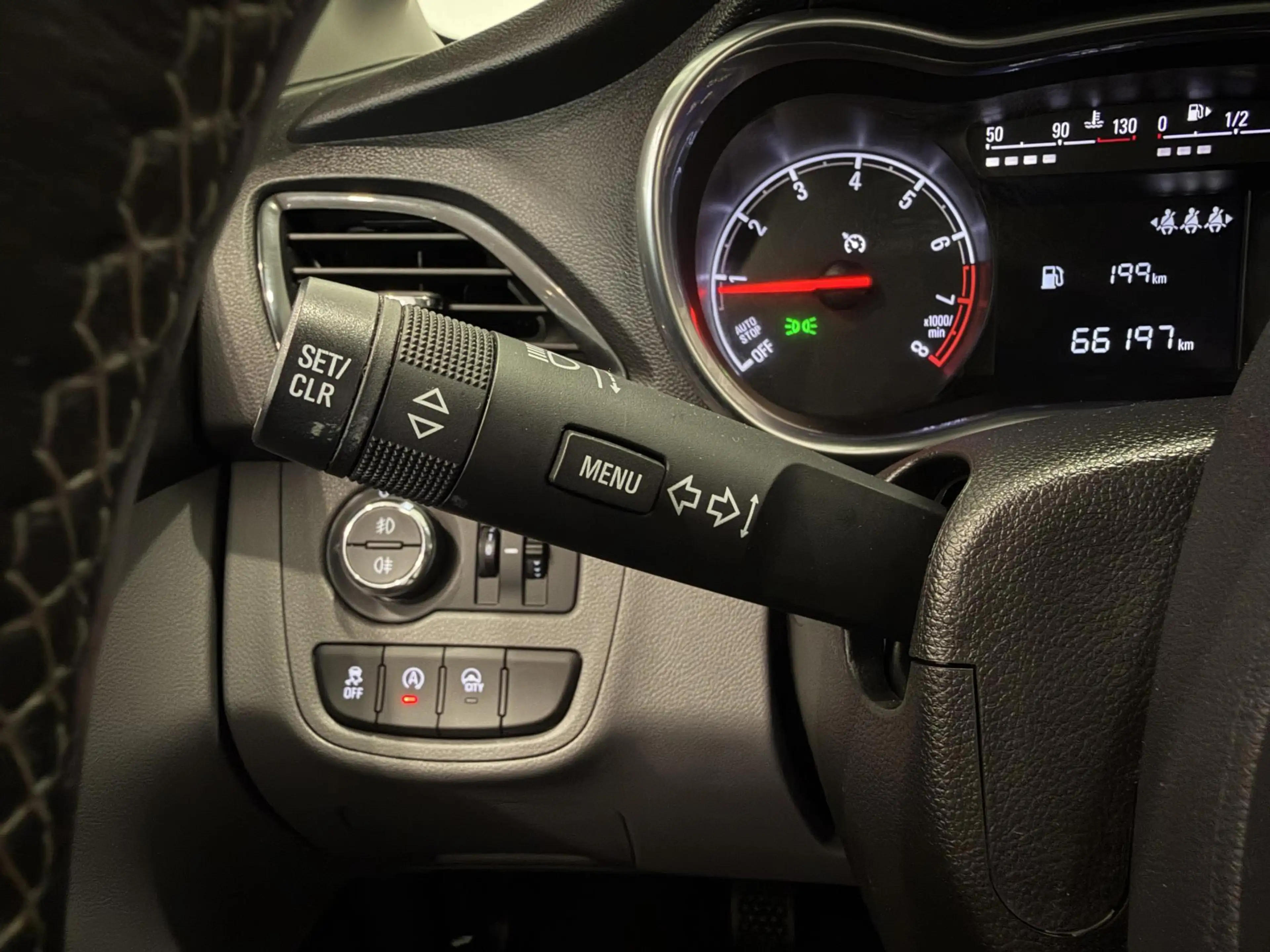 Opel Karl 1.0 ecoFLEX Innovation | Climate Control | Cruise — photo 28