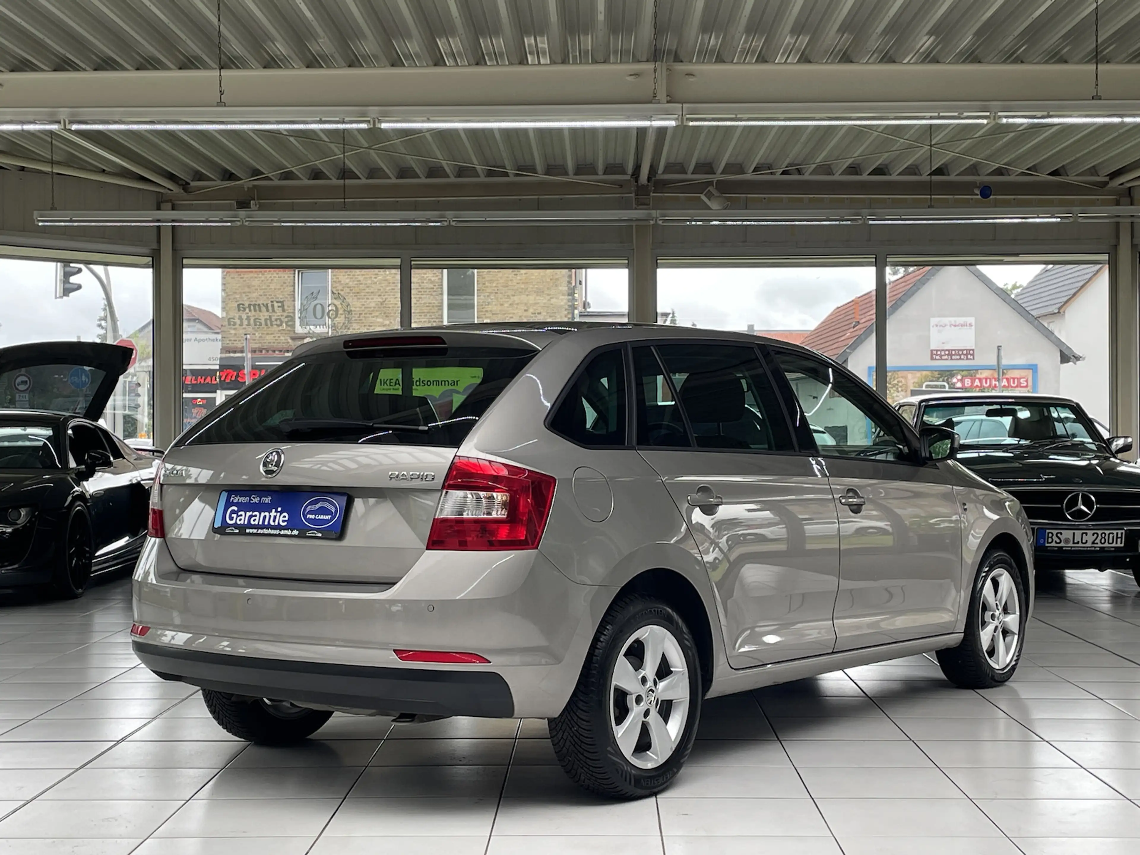 Skoda Rapid/Spaceback 1.4 DSG Ambition Sitzh. PDC Panorama — photo 2