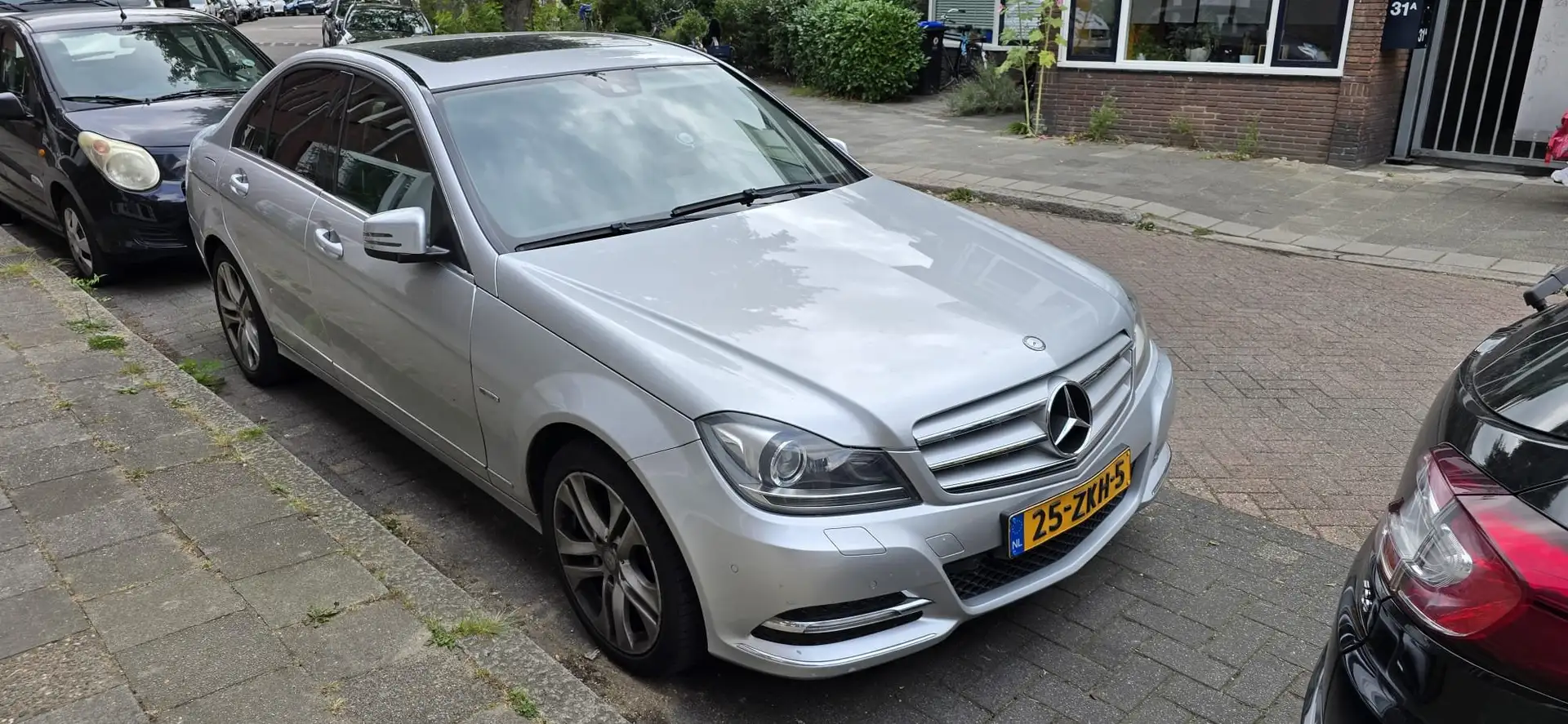Mercedes-Benz C 250 C 250 BnsCl. Avant. Zilver - 2