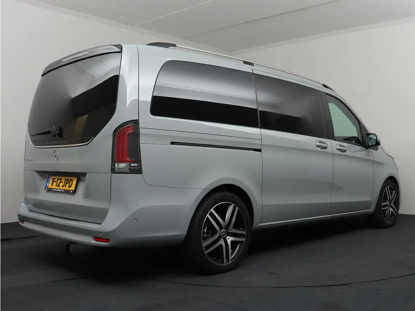 Mercedes-Benz V 300 300d Lang DC Avantgarde Edition FACELIFT | Dubbele Grijs - 2