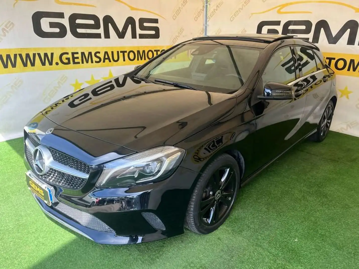 Mercedes-Benz A 180 A 180 d Automatic Sport Nero - 2