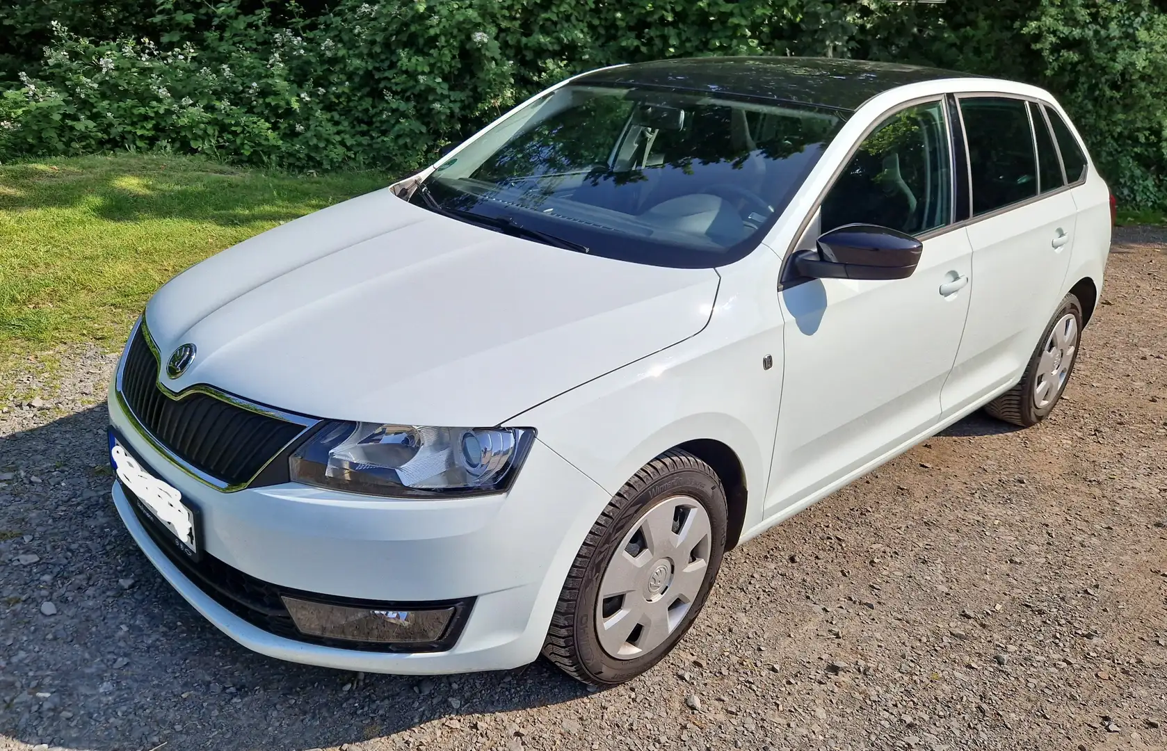 Skoda Rapid/Spaceback Rapid 1.2 TSI Style Spaceback Panorama Weiß - 1