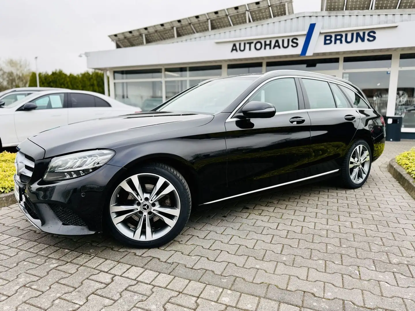 Mercedes-Benz C 220 T d AVANTGARDE, Automatik, RFK, LED, EDW, PTS, SHZ Noir - 2