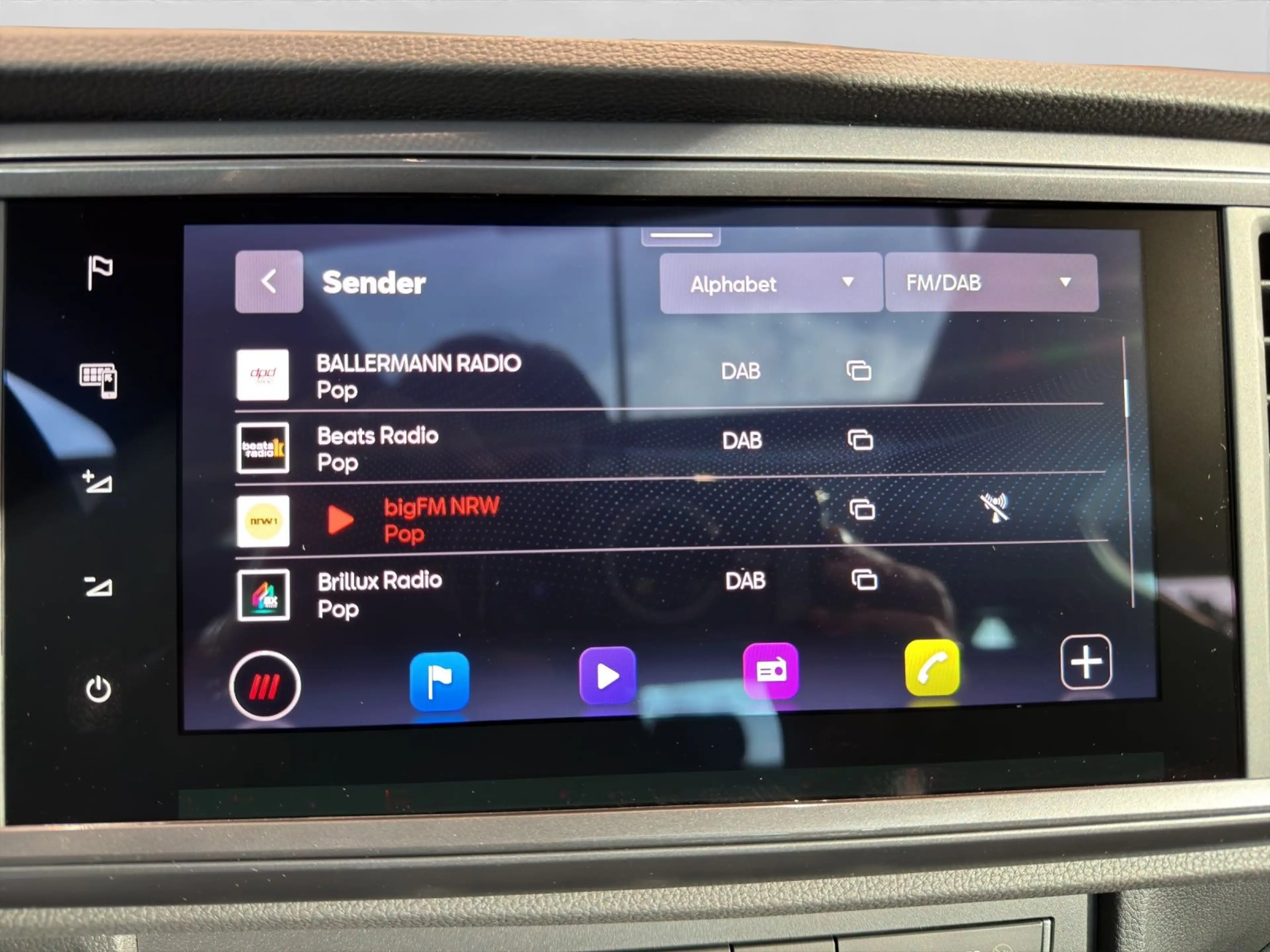 CUPRA Ateca 2.0 TSI DSG VZ 4DRIVE AREA VIEW NAVI AHK P — photo 13