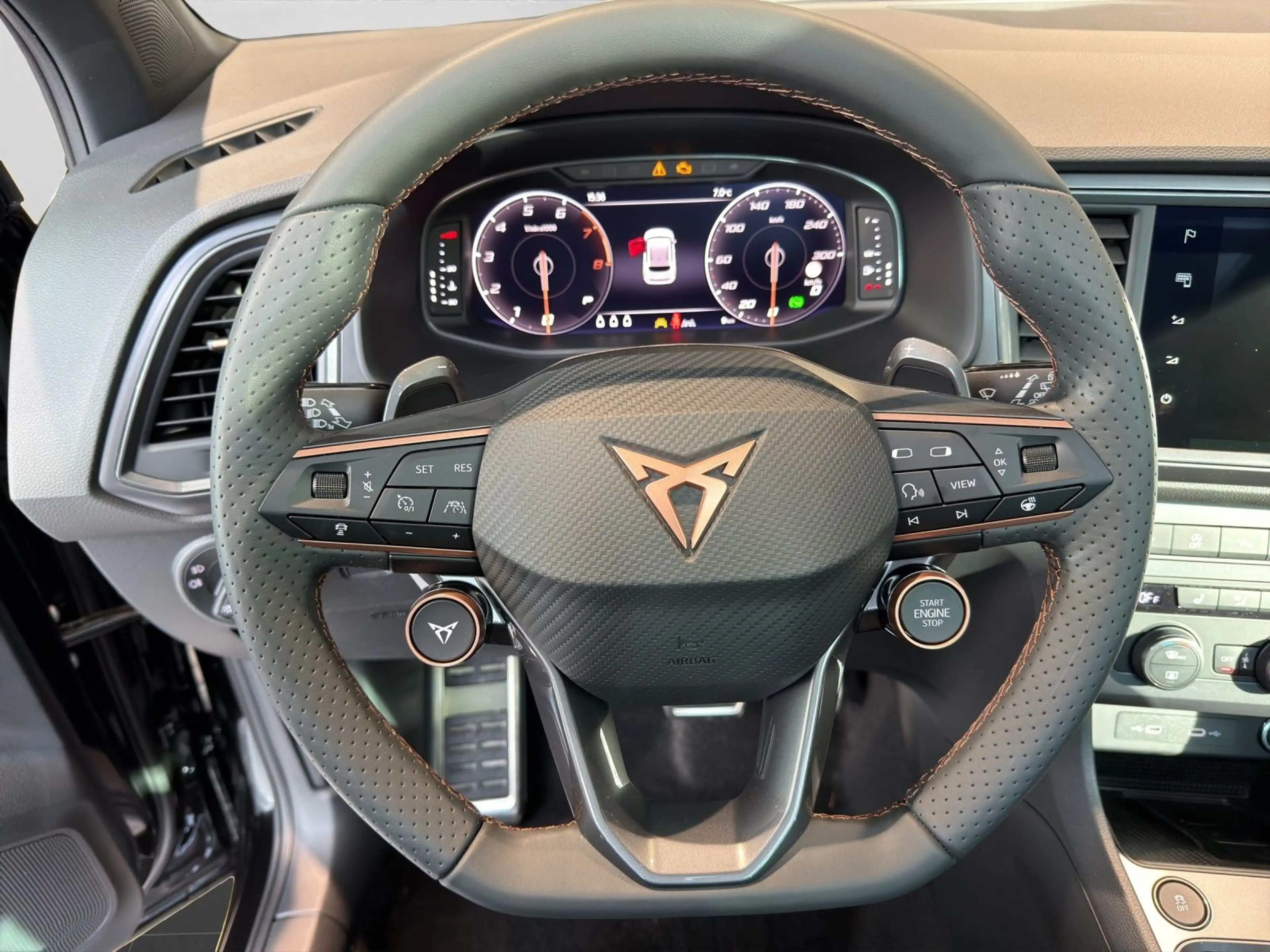 CUPRA Ateca 2.0 TSI DSG VZ 4DRIVE AREA VIEW NAVI AHK P — photo 9