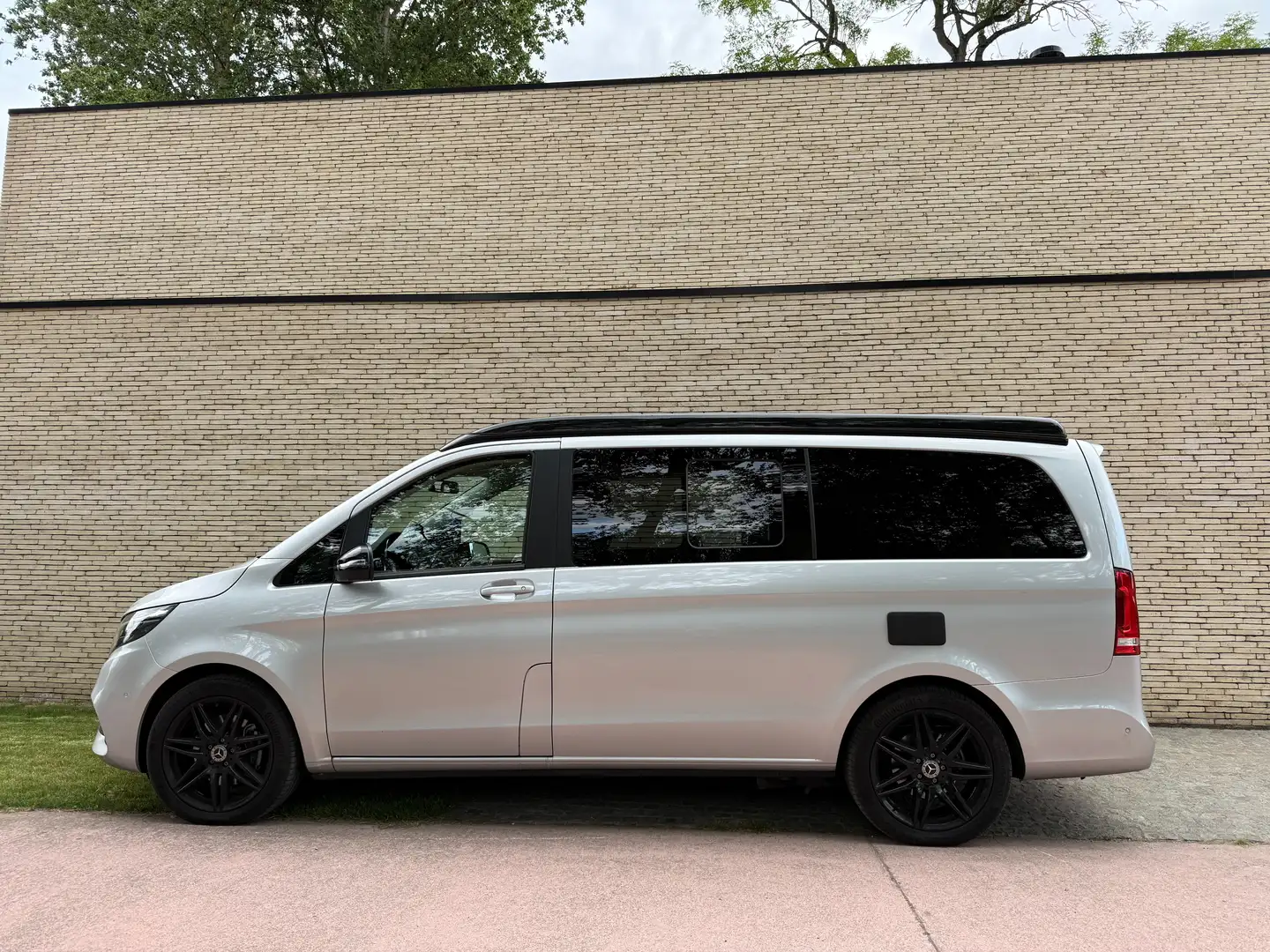 Mercedes-Benz Marco Polo Marco Polo 250d 4MATIC AMG Line Argent - 1