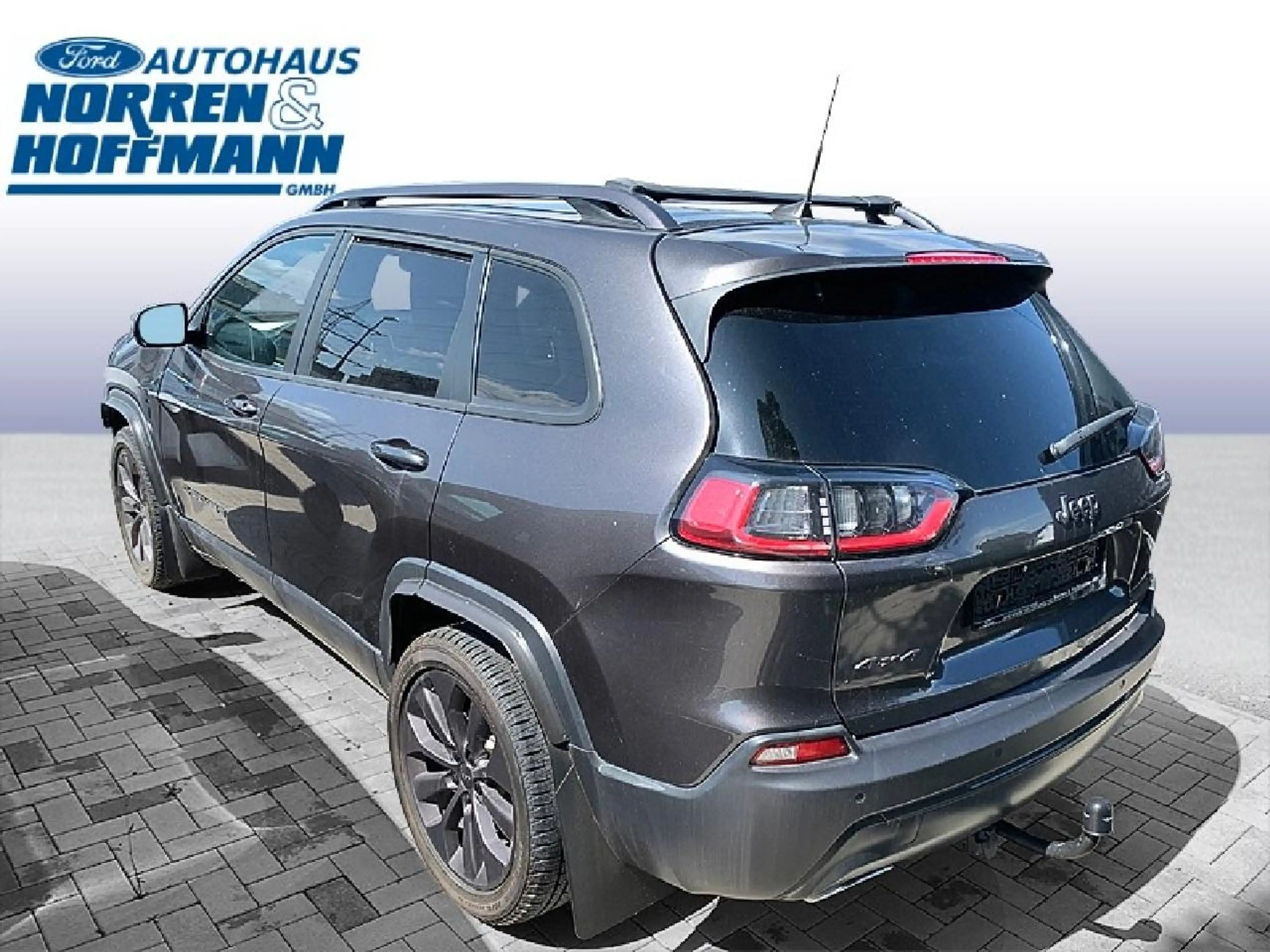 Jeep Cherokee Limited 4WD mit LPG-Anlage — photo 4