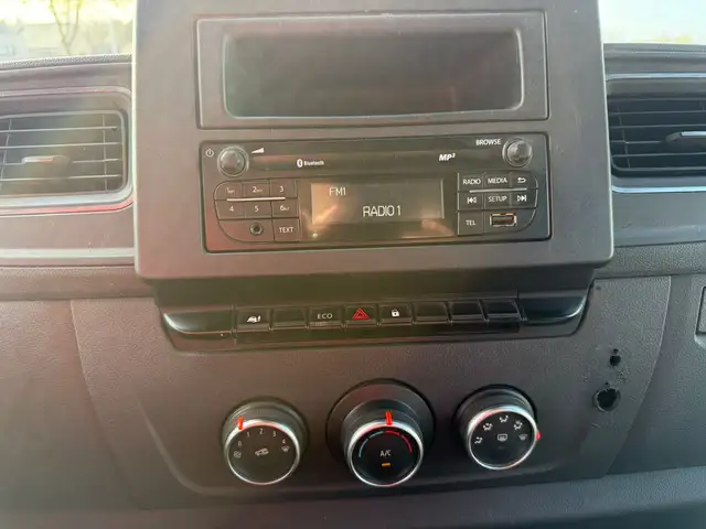 Renault Master view 14