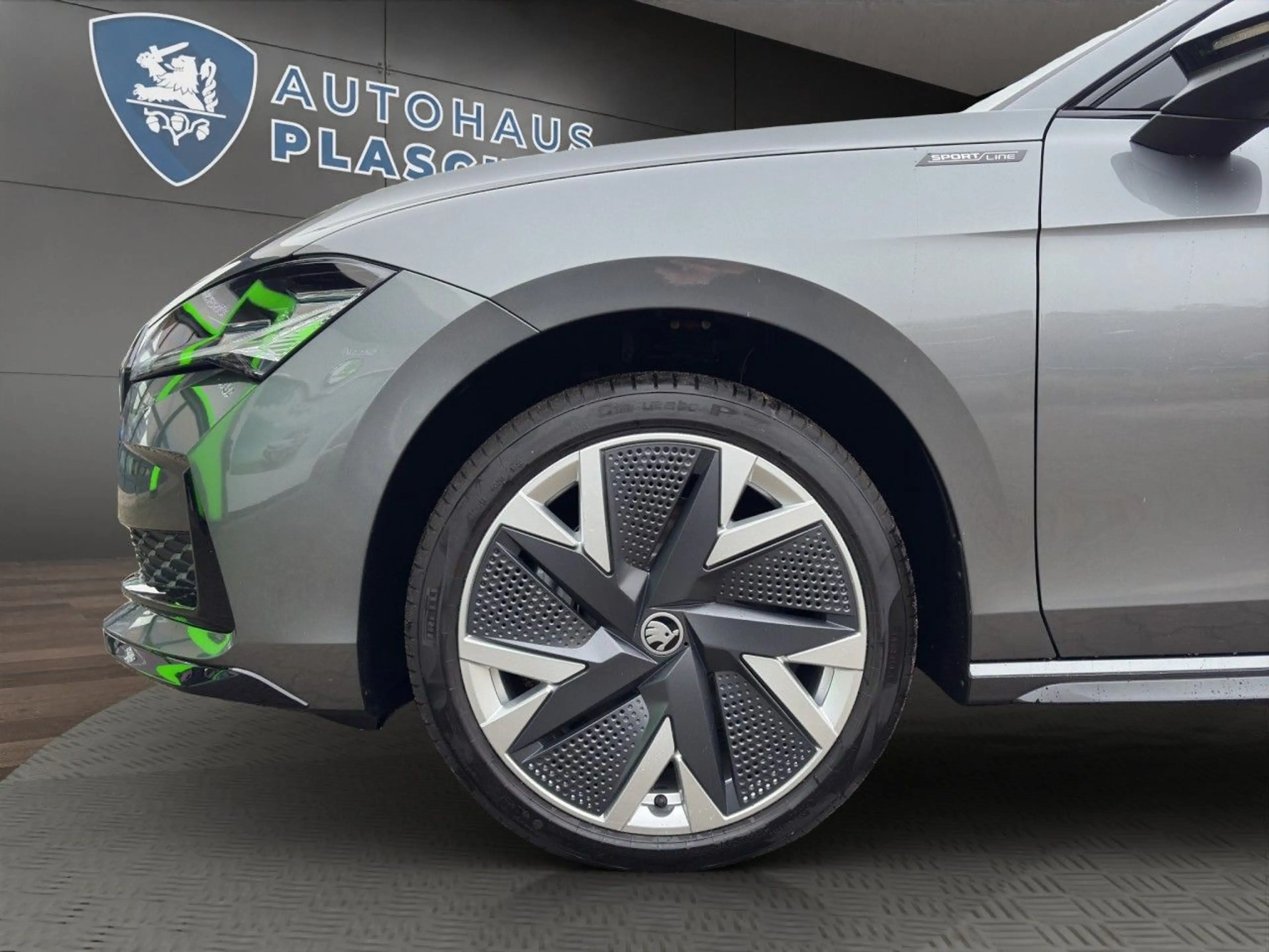Skoda Superb C. Sportline 2,0 TDI 142kW 7-Gang-DSG 4x4 — photo 11