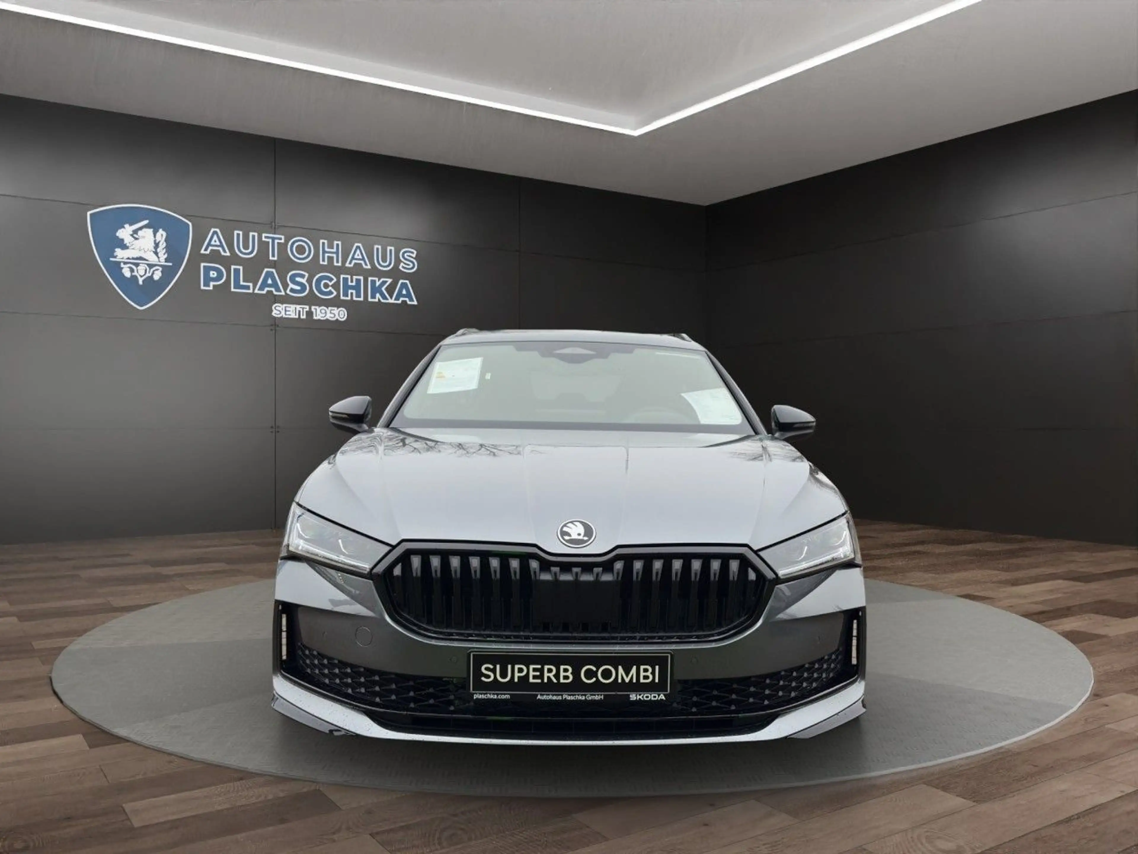 Skoda Superb C. Sportline 2,0 TDI 142kW 7-Gang-DSG 4x4 — photo 2
