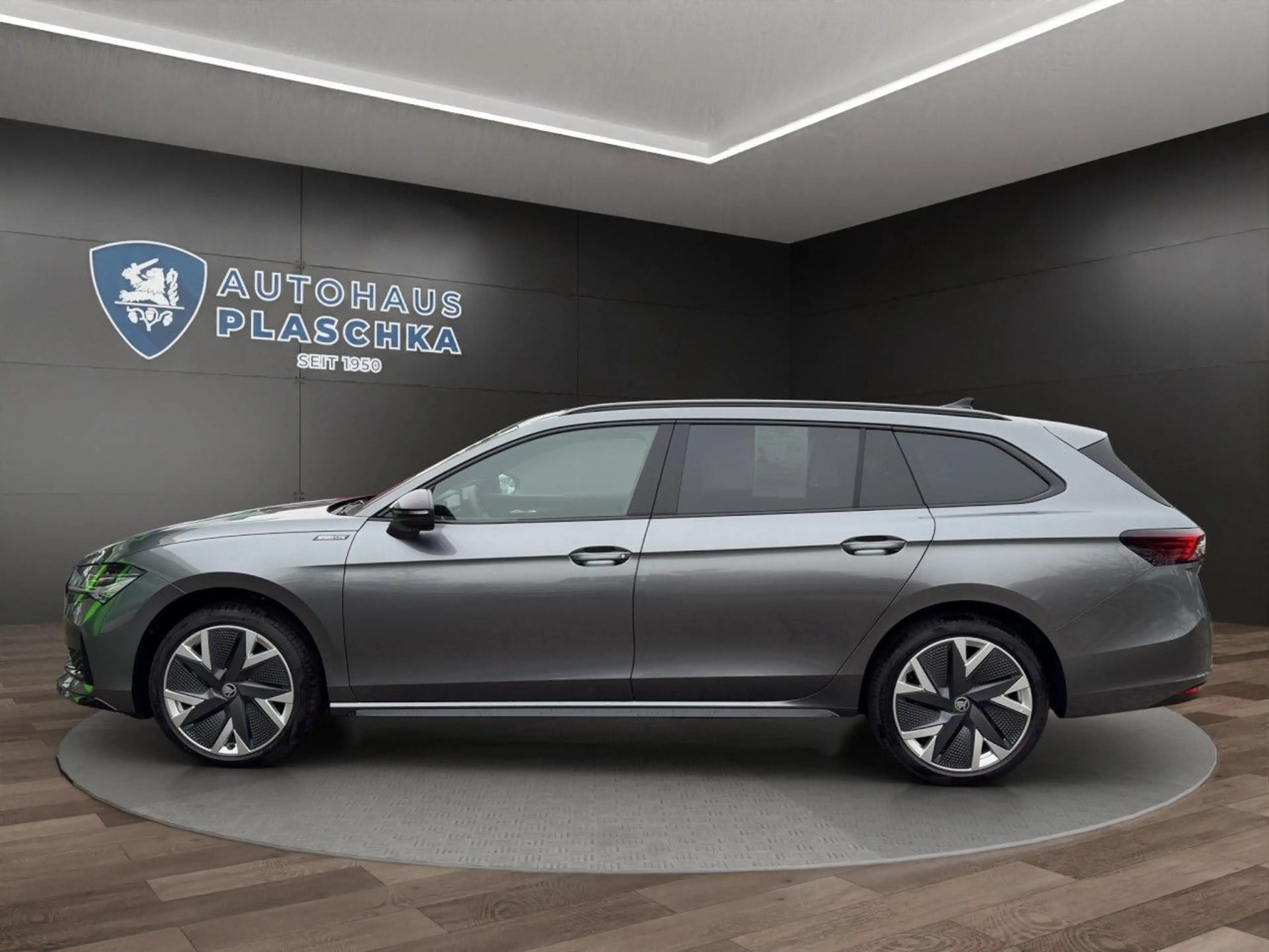 Skoda Superb C. Sportline 2,0 TDI 142kW 7-Gang-DSG 4x4 — photo 9