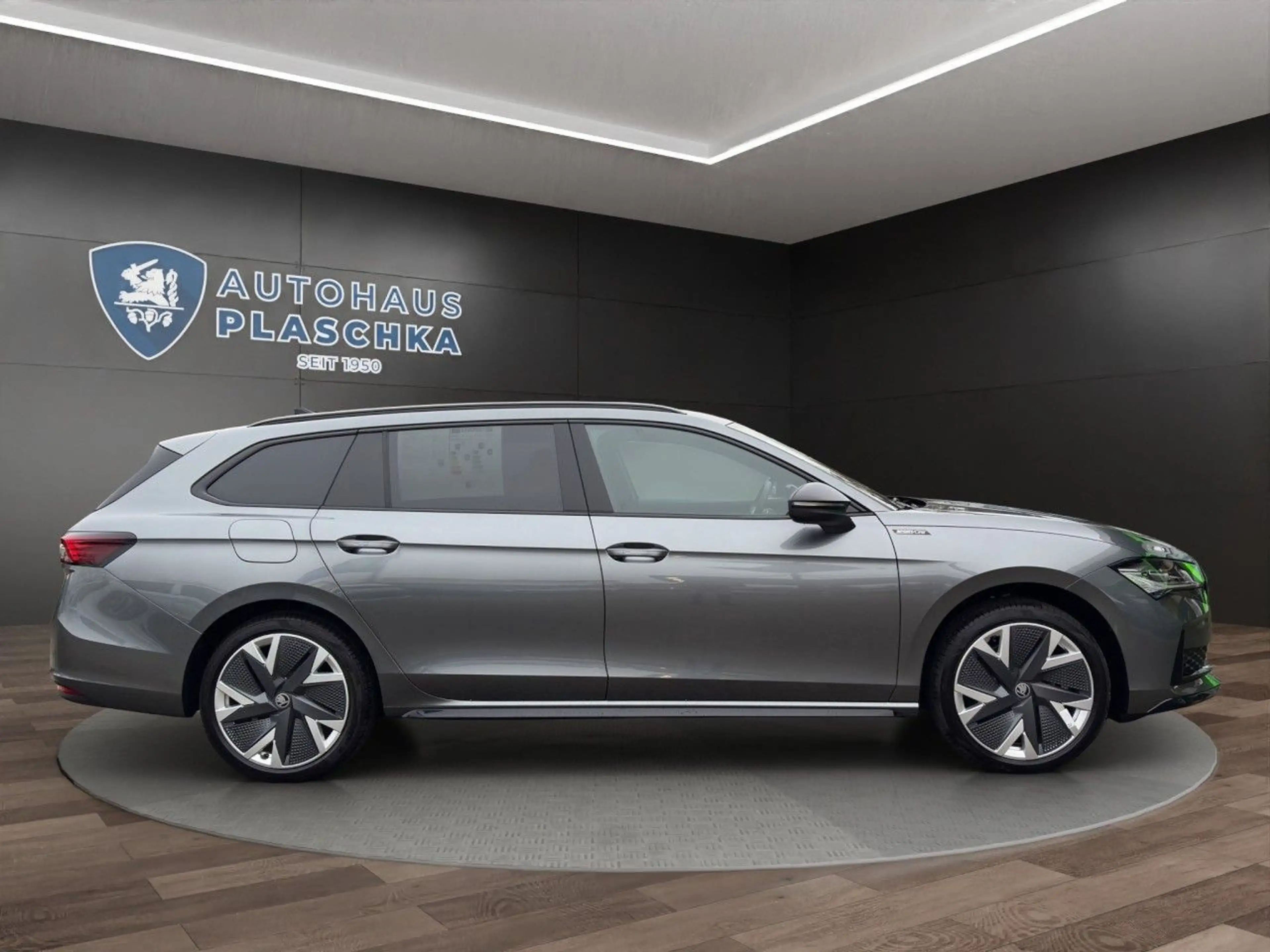 Skoda Superb C. Sportline 2,0 TDI 142kW 7-Gang-DSG 4x4 — photo 5