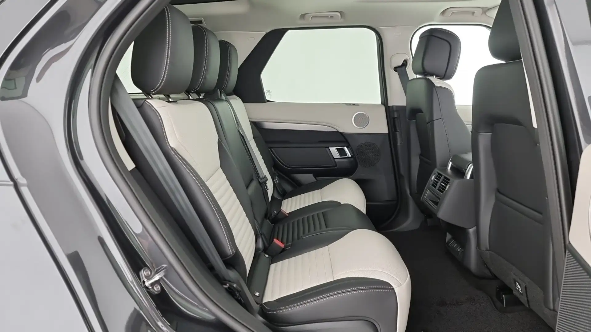 Land Rover Discovery 3.0D I6 249 CV AWD Auto Dynamic SE 7 posti Сірий - 2