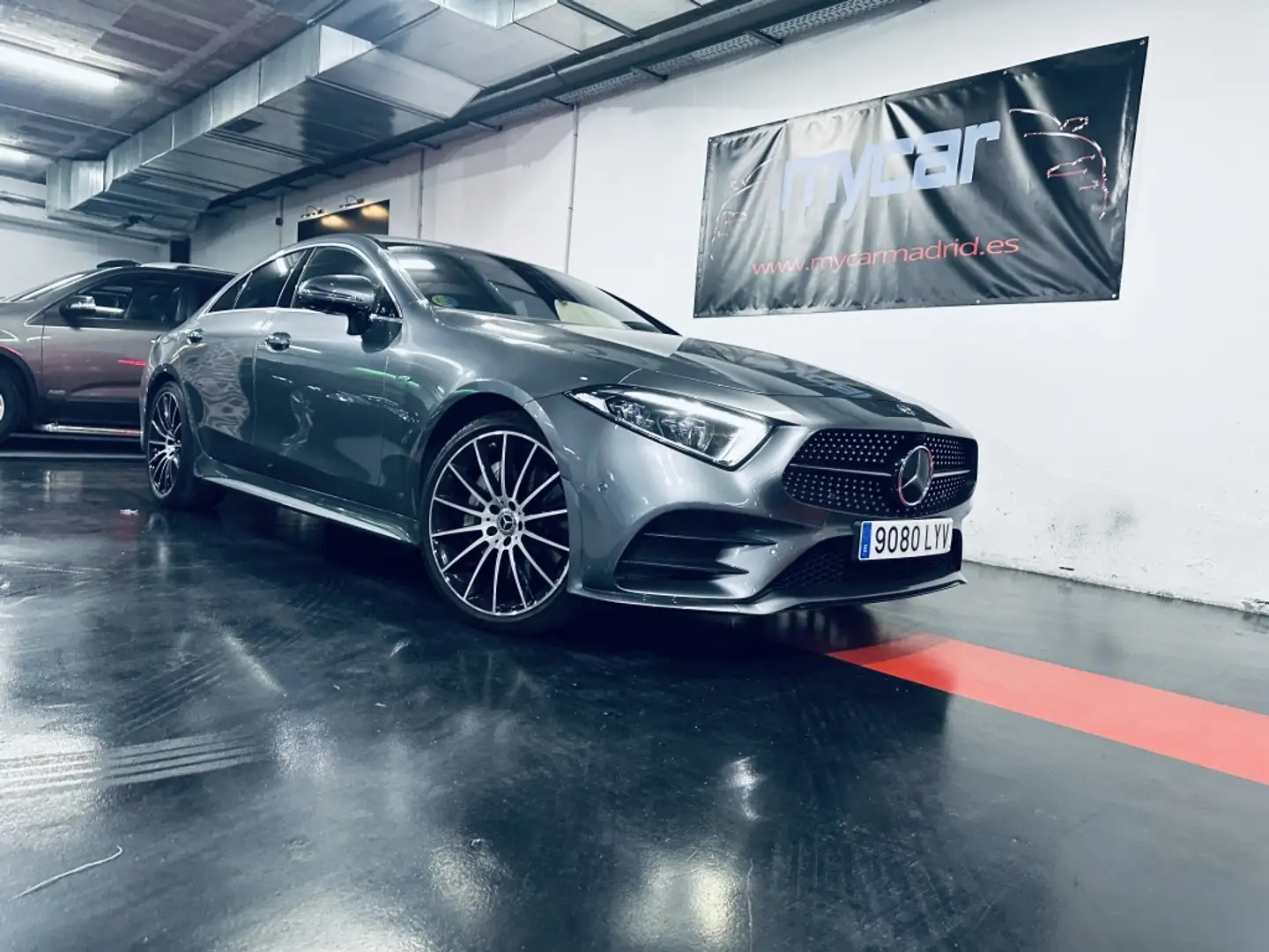 Mercedes-Benz CLS 450 EQ Boost 4Matic Aut. Gris - 1
