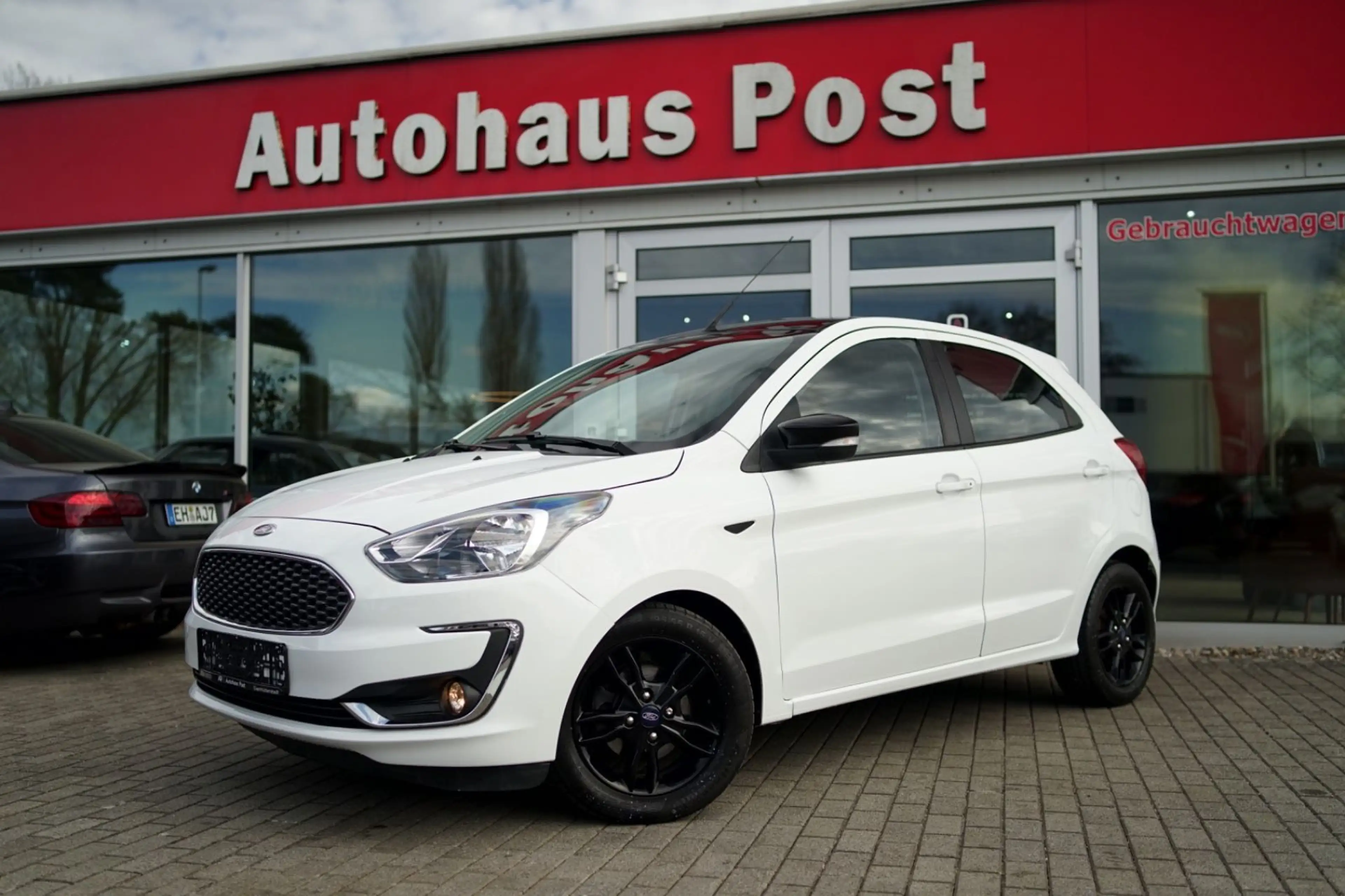 Ford Ka/Ka+ KA+ Black/White Sitzheizung PDC CarPlay DAB