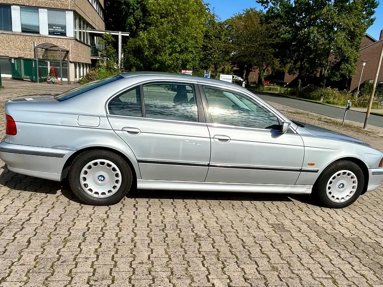 BMW 523 5er 523i 1.HAND TÜV 01/2028 PDC AHK XENON, foto 6