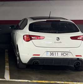 2.0JTDm Distinctive 140