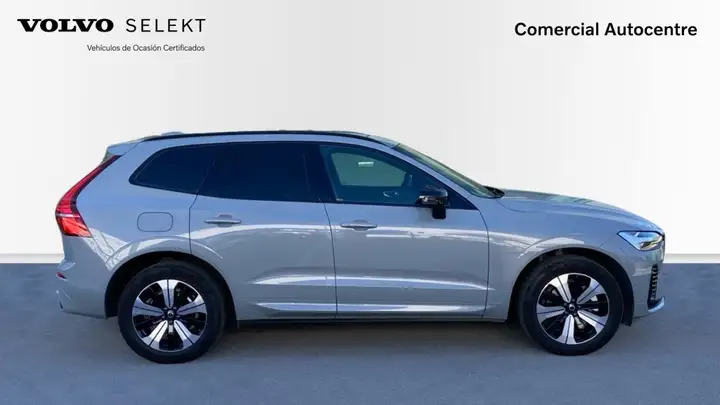 Volvo XC60 2023, foto 6