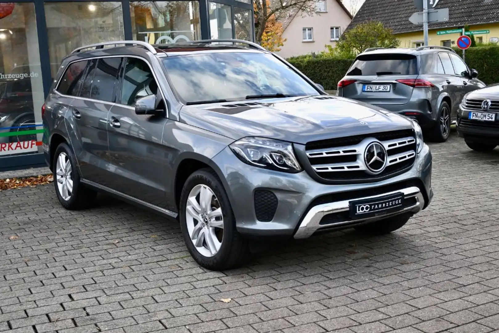 Mercedes-Benz GLS 400 4Matic 9G *Standheizung/Panorama/Head-UP* Grijs - 1
