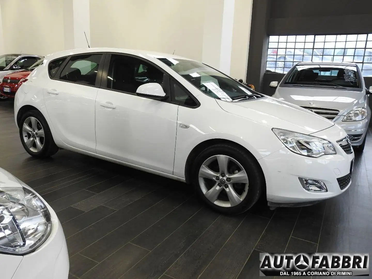 Opel Astra OPEL -  - 1.3 CDTI ecoFLEX 5p. Enjoy 79000 km Wit - 1