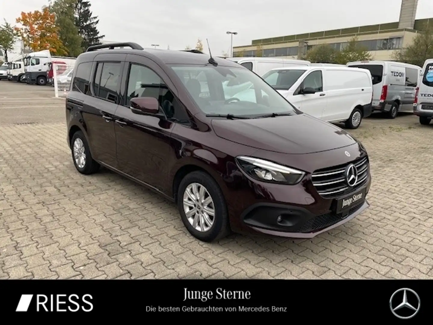 Mercedes-Benz T-Class T 180 d PROGRESSIVE/MBUX/AUTOMATIK/KAMERA/LED/KLIM Rot - 1