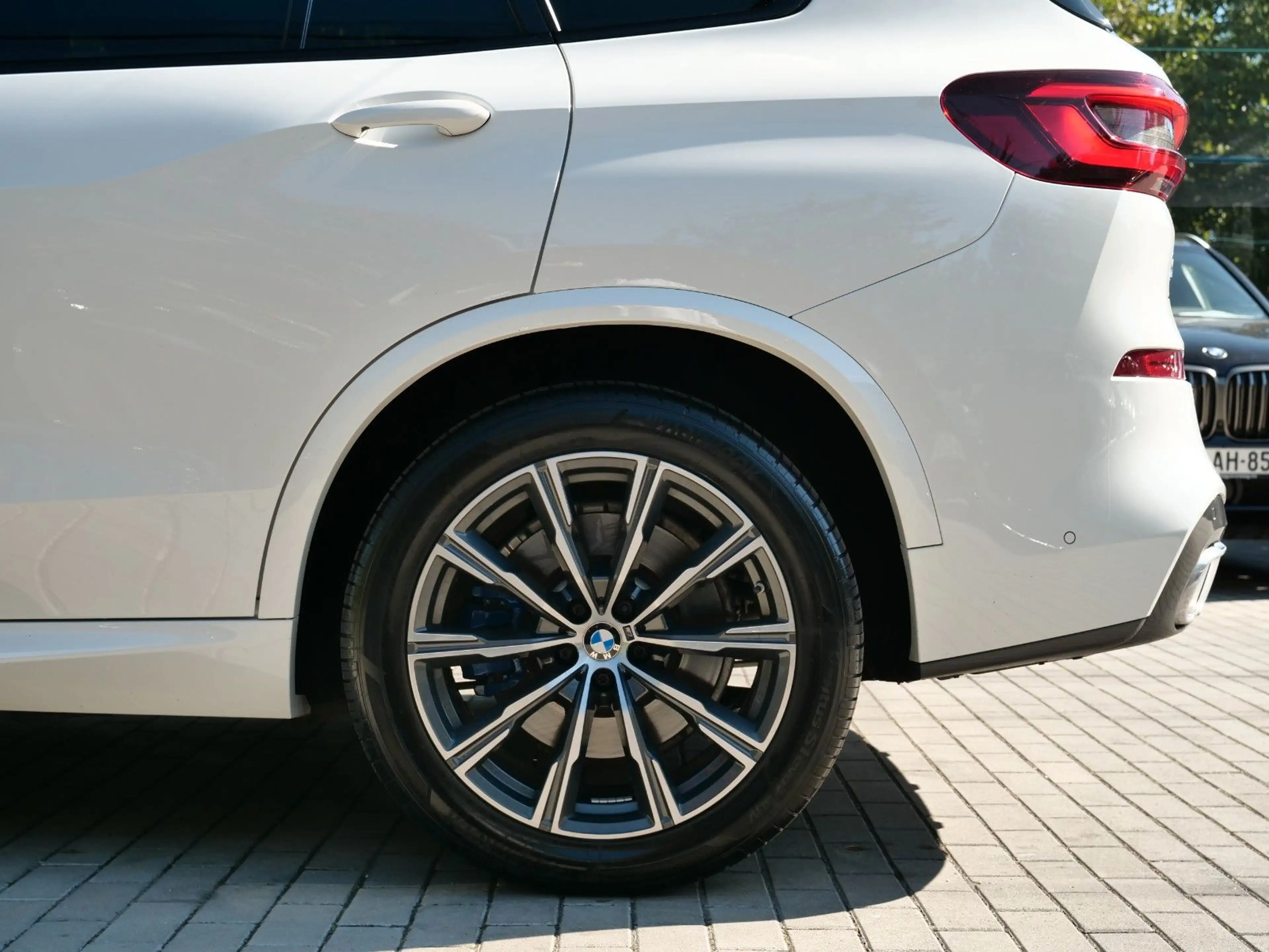 BMW X5 40d M SPORT.PANO.SPORTSITZE.KAMERA.H/K — photo 12