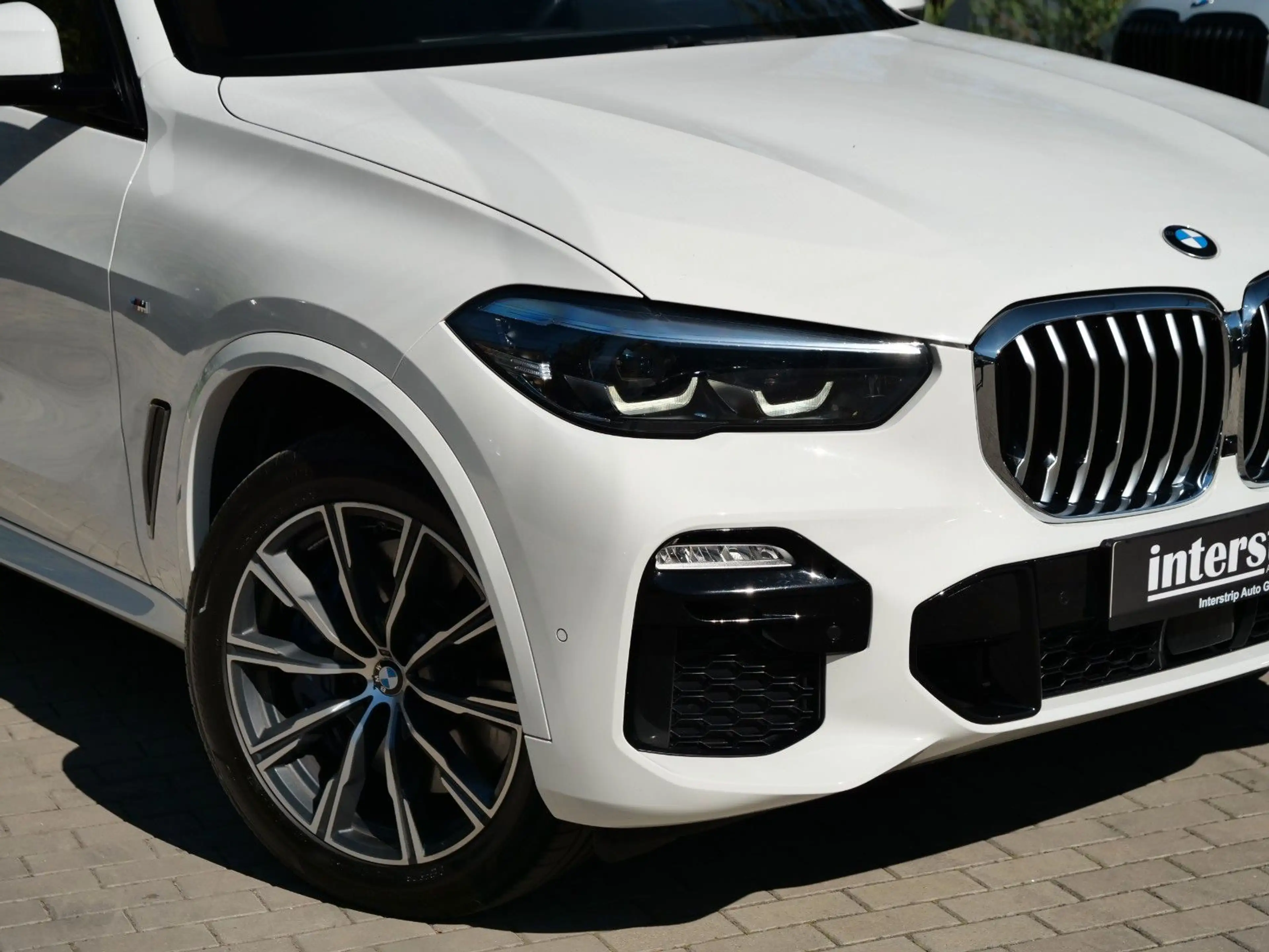 BMW X5 40d M SPORT.PANO.SPORTSITZE.KAMERA.H/K — photo 7