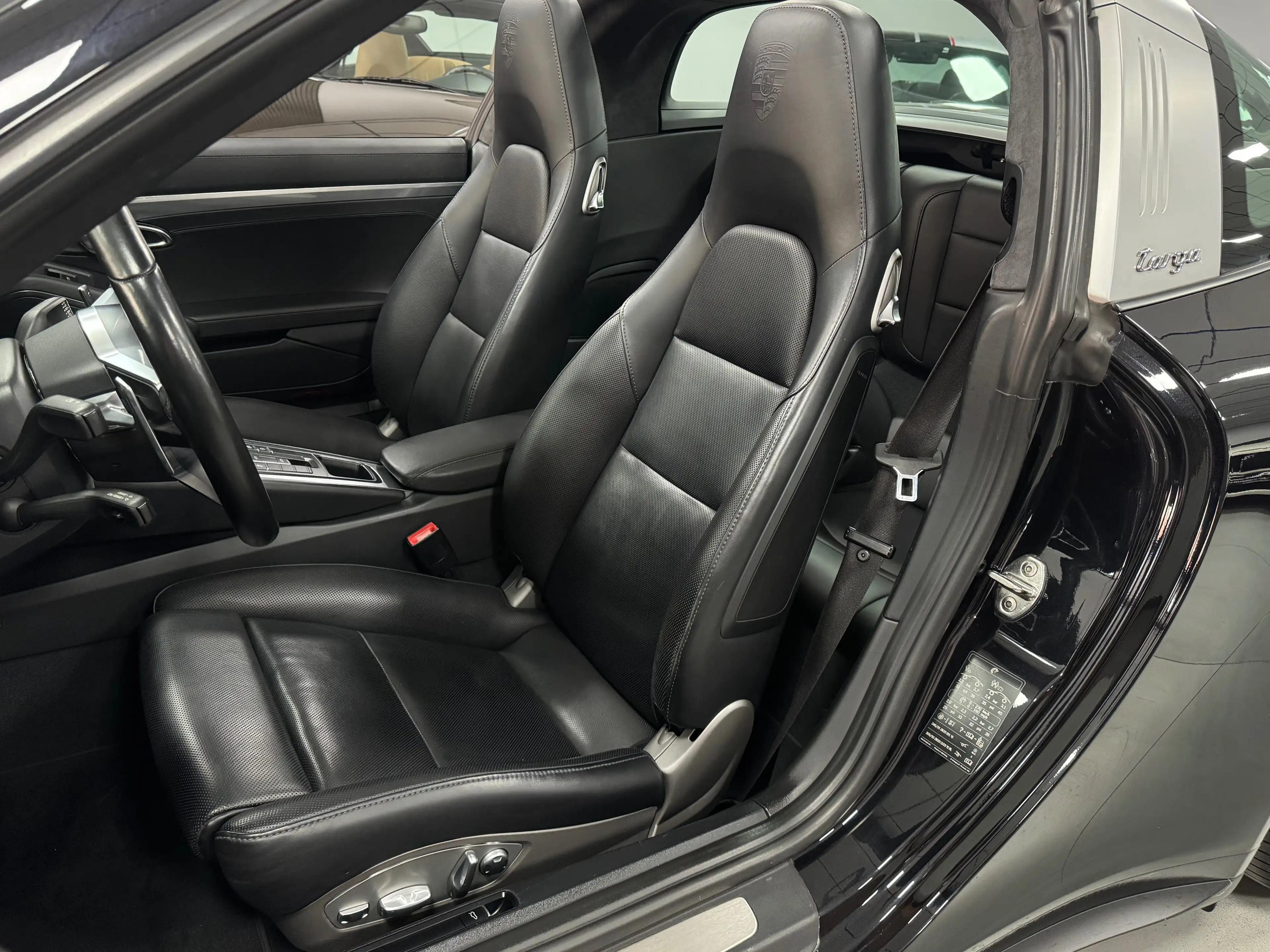 Porsche Targa 911.2 Carrera 4S 3.0 Turbo PDK Full Option Black — photo 15