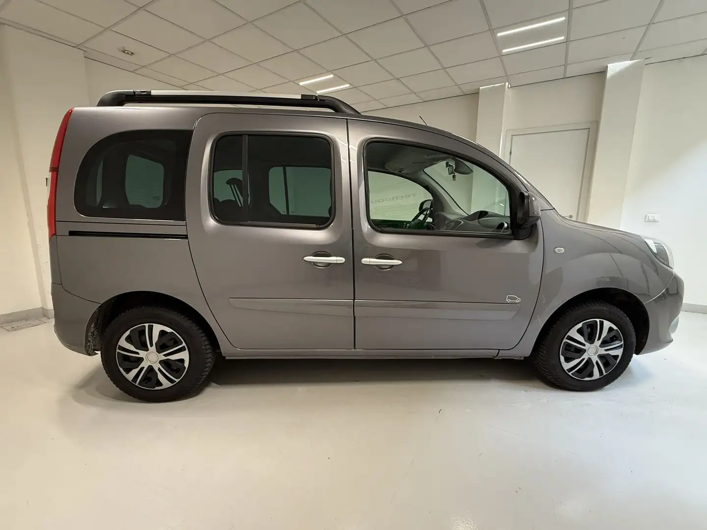 Renault Kangoo Blue dCi 8V 115CV 5Pt Limited2 Grigio - 2