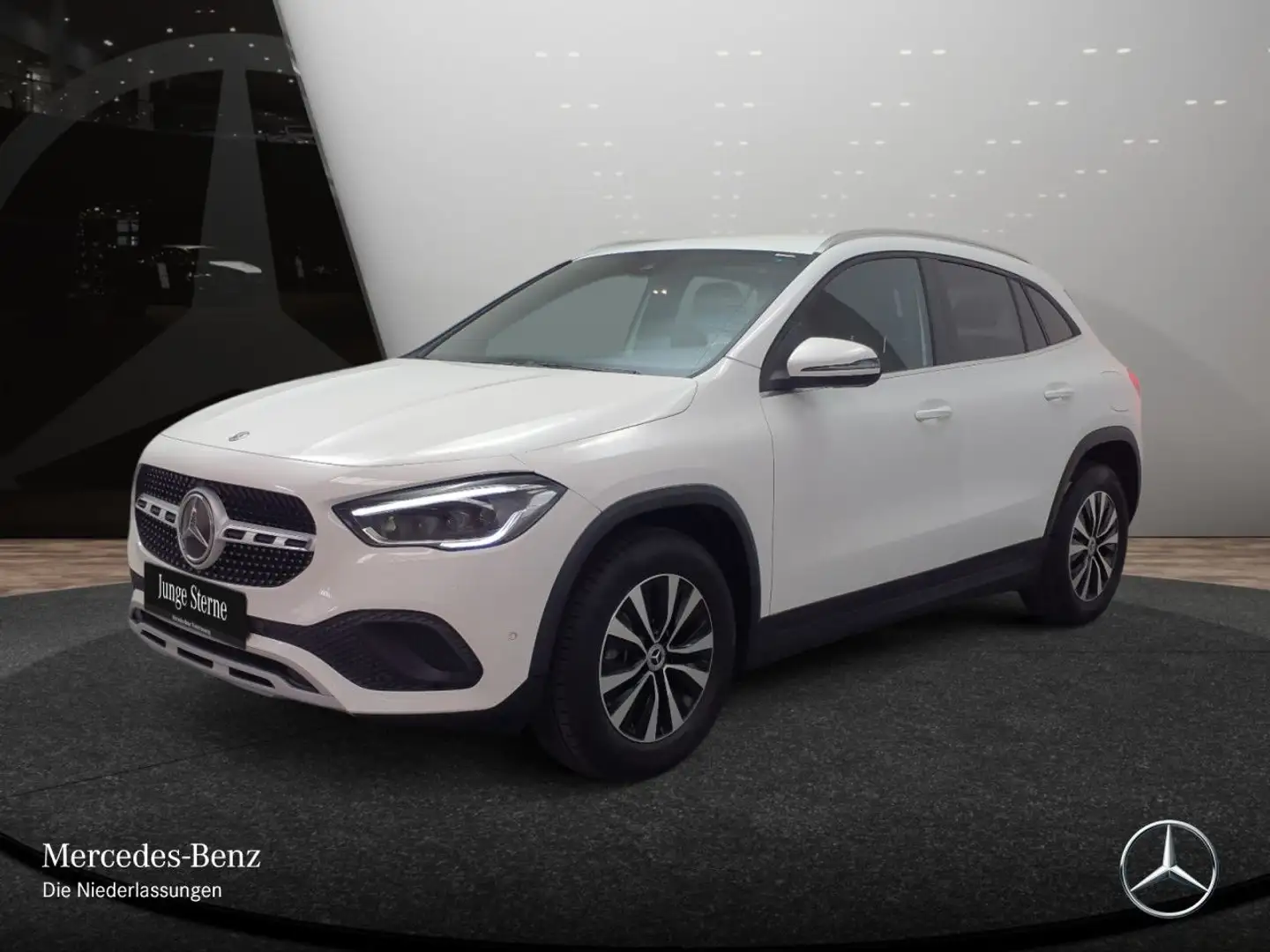 Mercedes-Benz GLA 200 d 4M STYLE+MULTIBEAM+KAMERA+8G White - 2