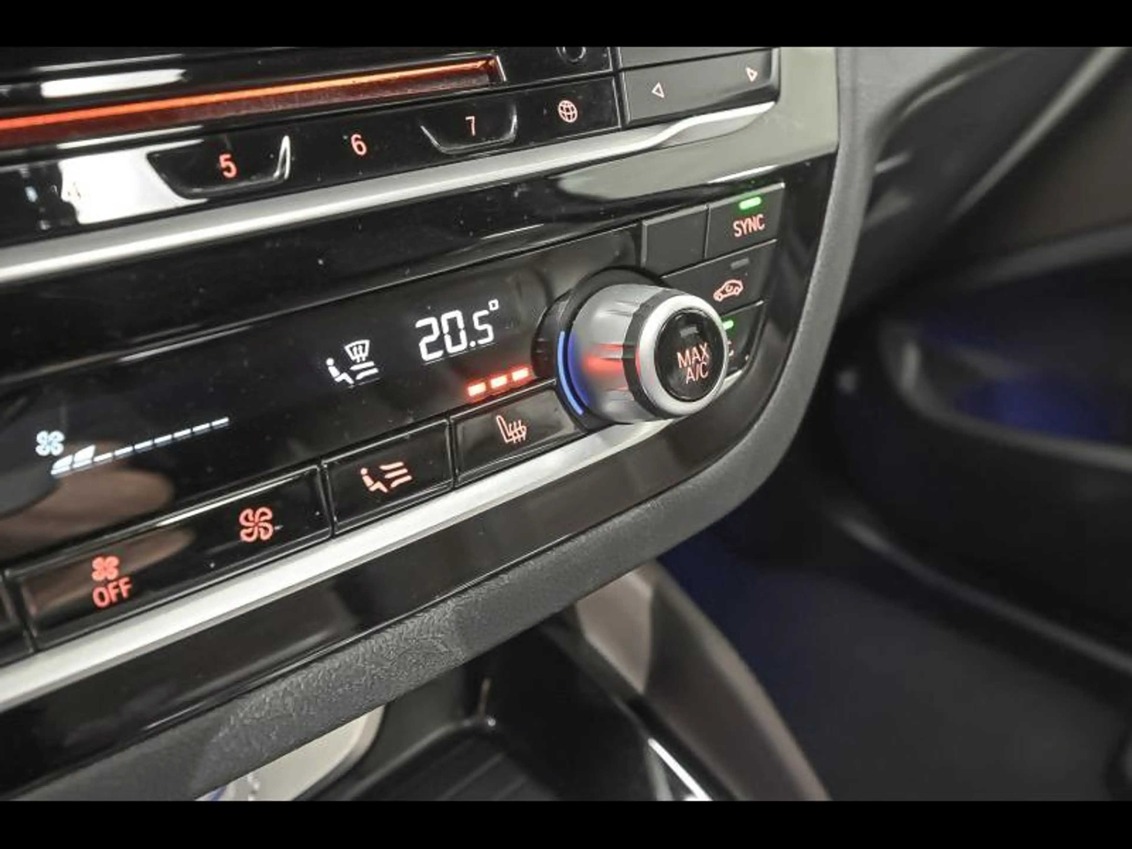 BMW X4 txDrive20i - MPACK|COMFORT|HUD|TH|NAVI|HIFI — photo 13