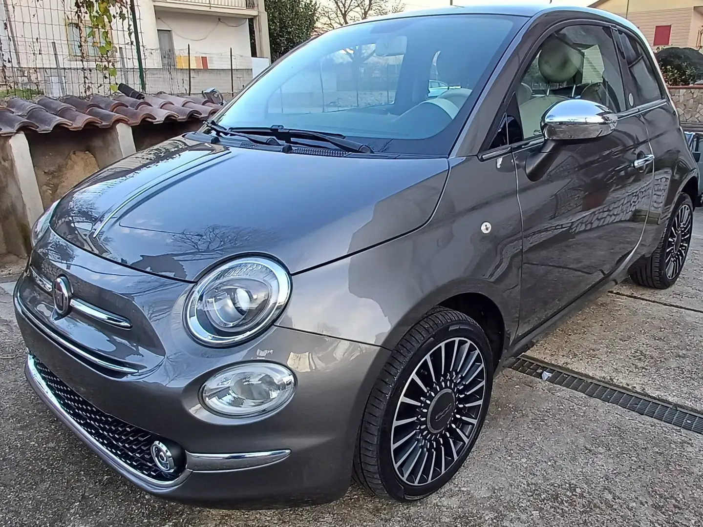 Fiat 500 1.2 lounge Modello  MIRROR Grijs - 1