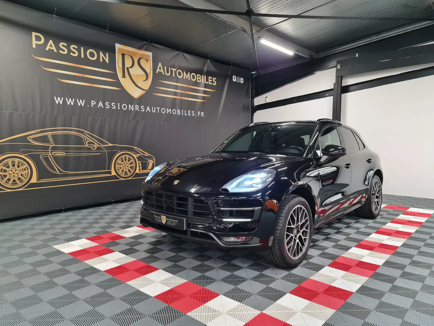Porsche Macan Macan Turbo 3.6 V6 400 ch PDK Schwarz - 1