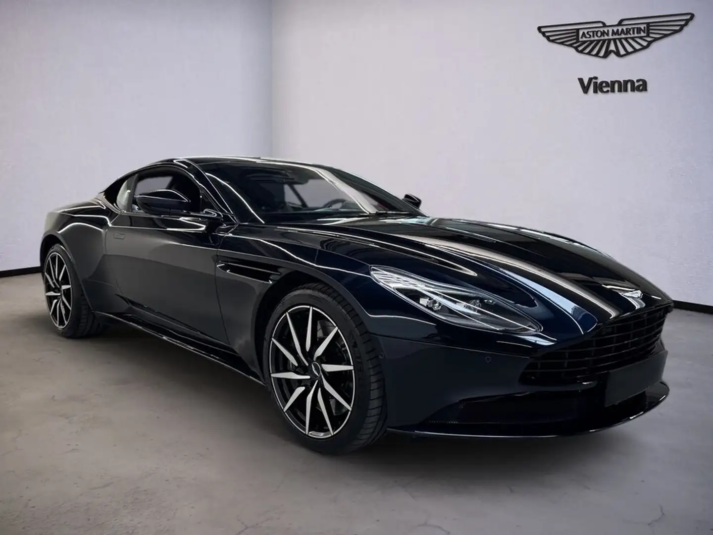 Aston Martin DB11 5.2 V12 | Ultramarine Black | 1Y AM warranty Niebieski - 2