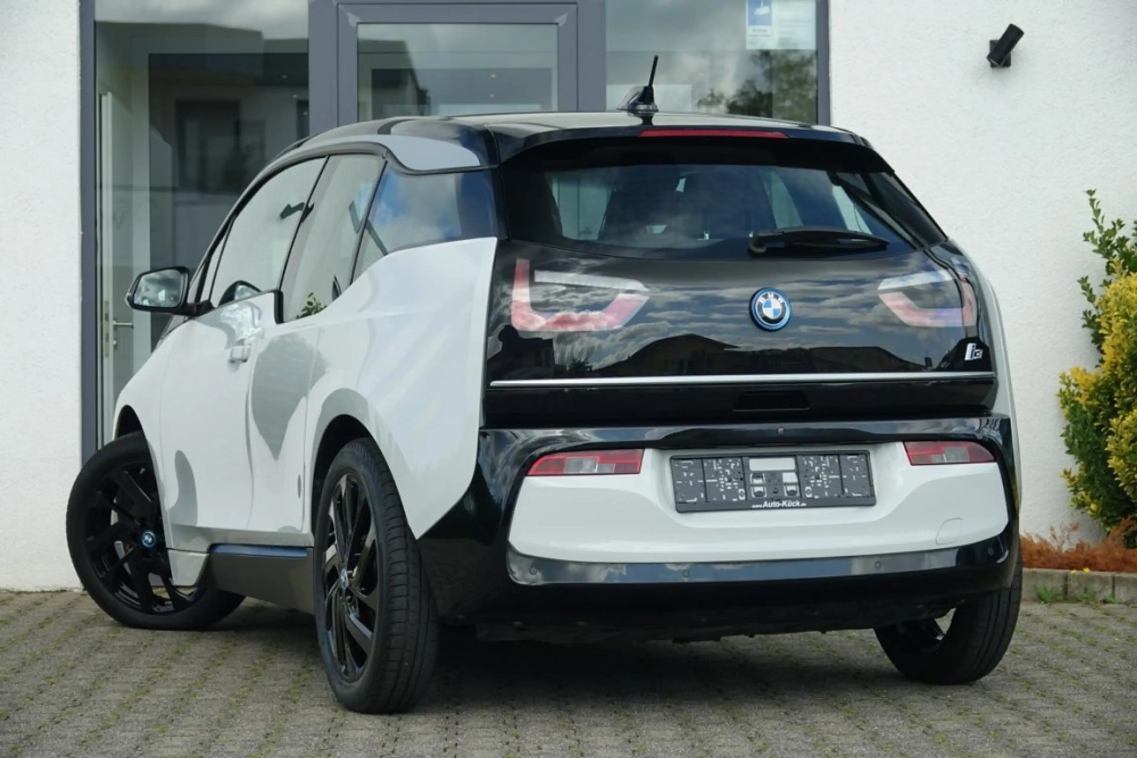 BMW i3 (120 Ah) 125kW Navi|Business|Comfort|ParkAssist — photo 10