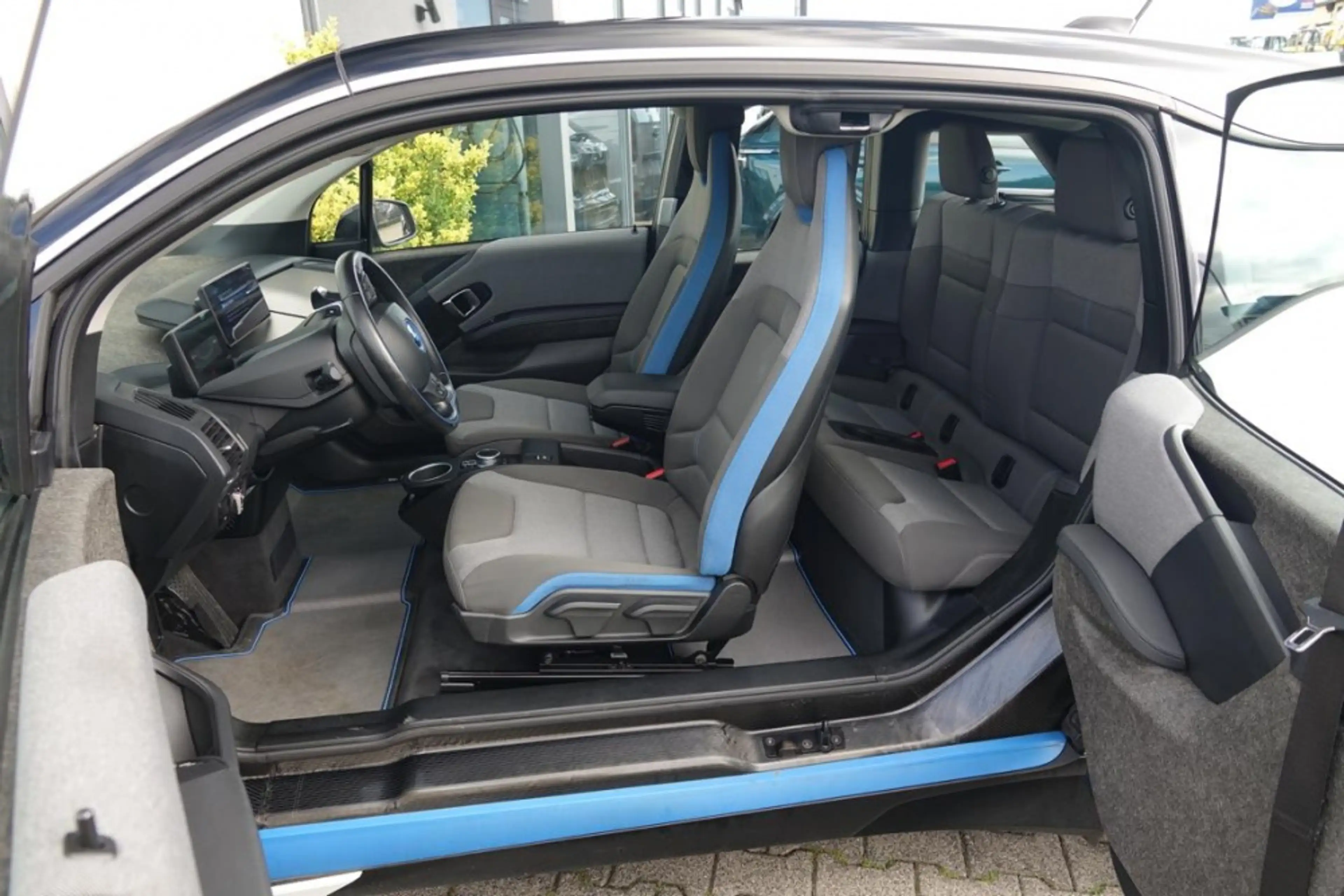 BMW i3 (120 Ah) 125kW Navi|Business|Comfort|ParkAssist — photo 9