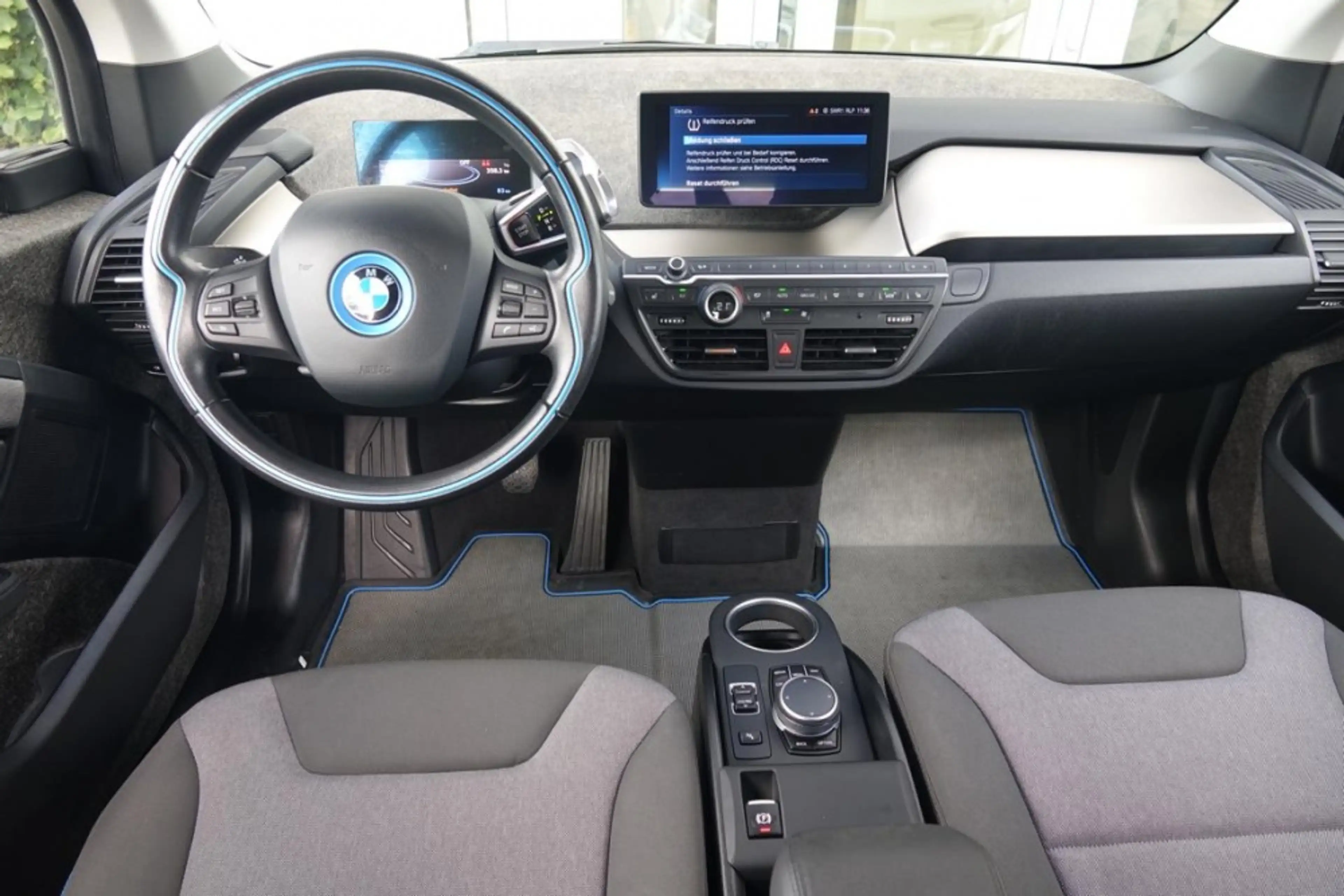 BMW i3 (120 Ah) 125kW Navi|Business|Comfort|ParkAssist — photo 4