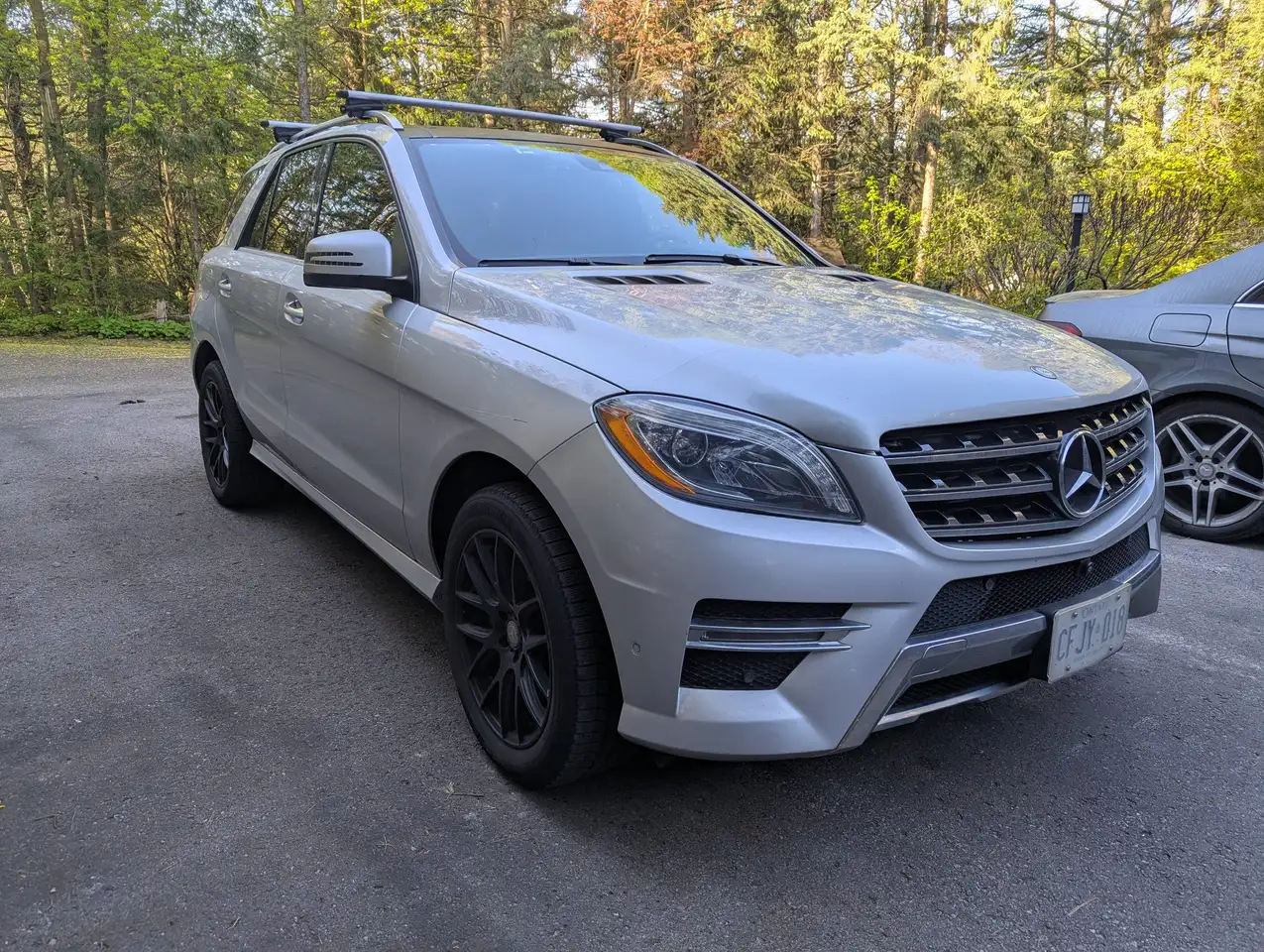 Mercedes-Benz M-Class снимка Mercedes-Benz M-Class