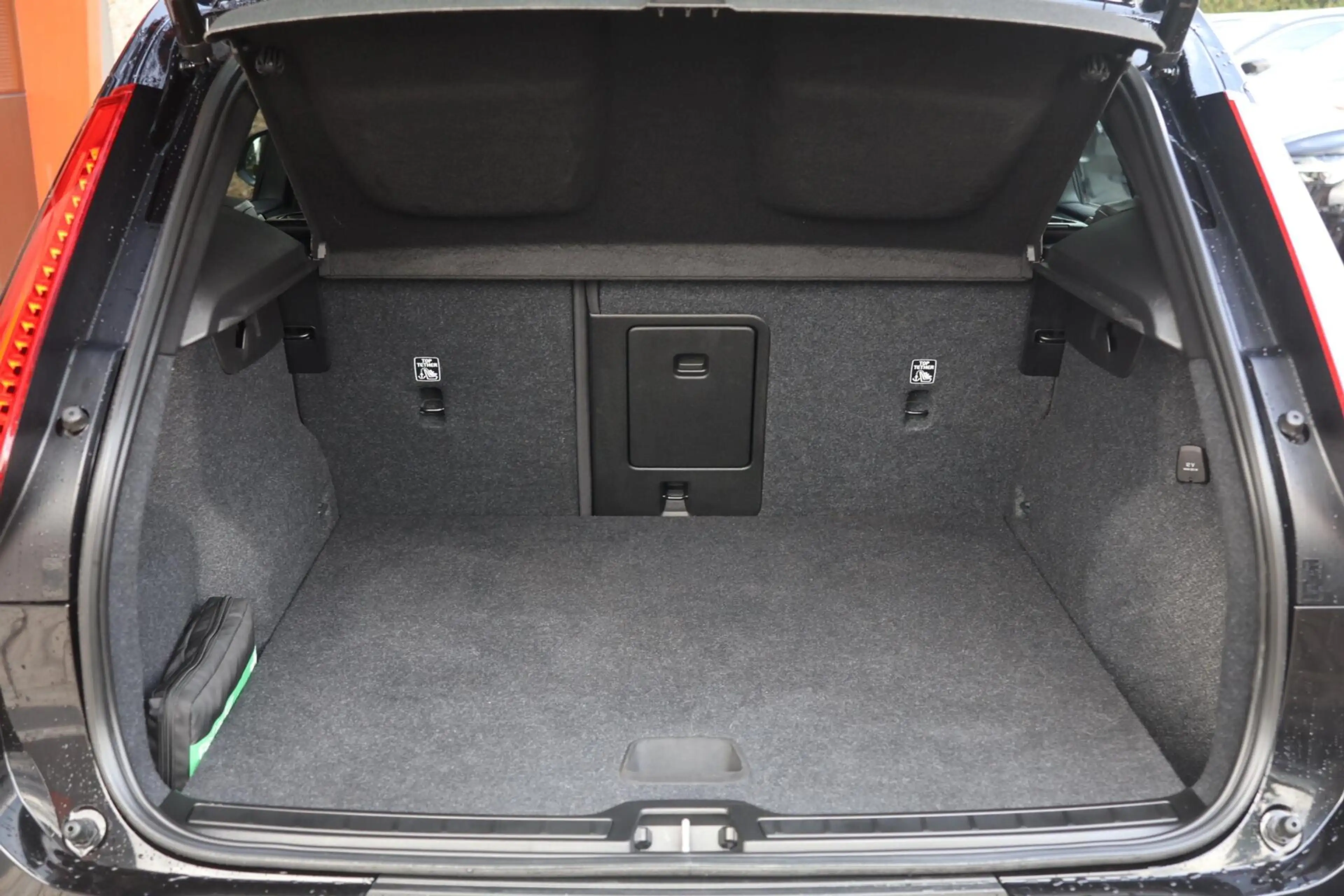 Volvo XC40 T5 Recharge Plus Dark | Stoelverwarming | Trekhaak — photo 14