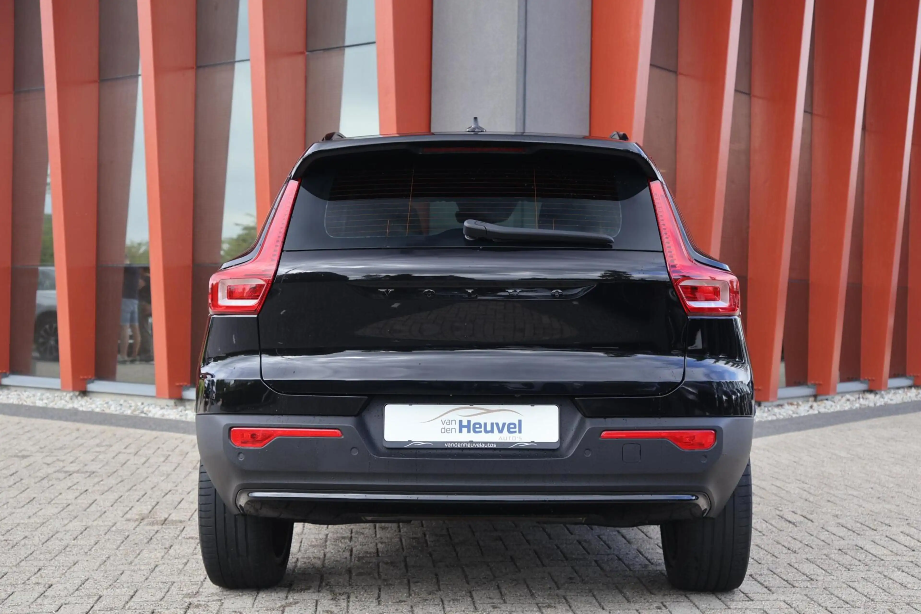 Volvo XC40 T5 Recharge Plus Dark | Stoelverwarming | Trekhaak — photo 4