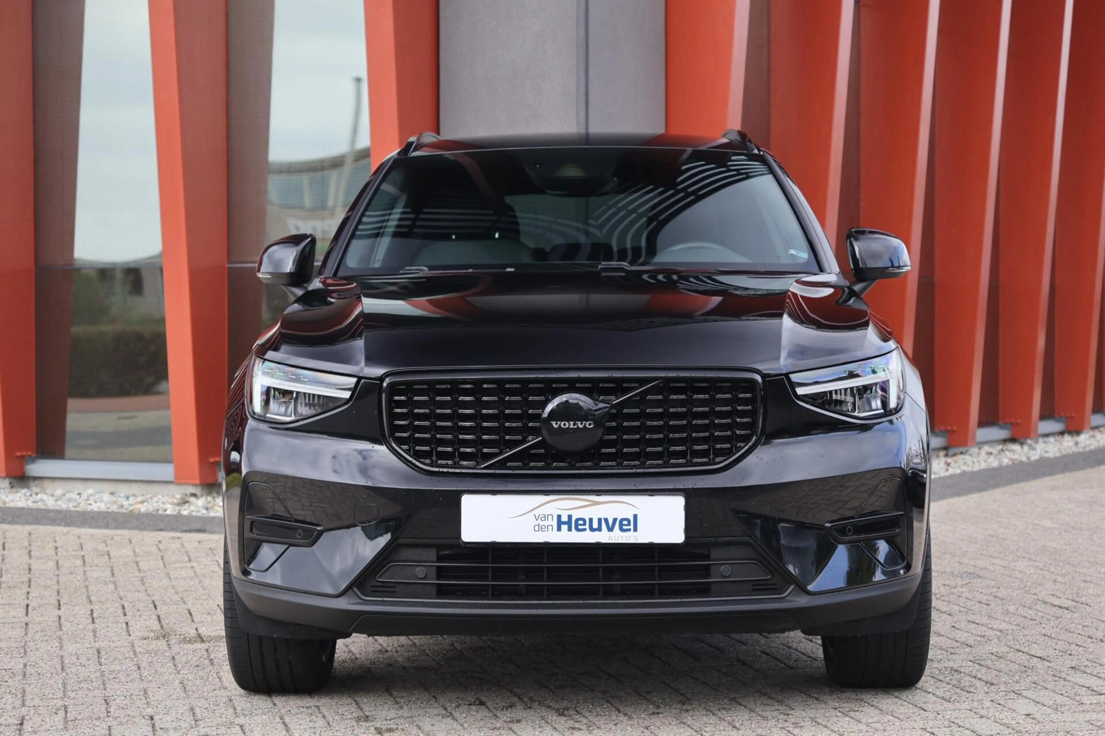 Volvo XC40 T5 Recharge Plus Dark | Stoelverwarming | Trekhaak — photo 2