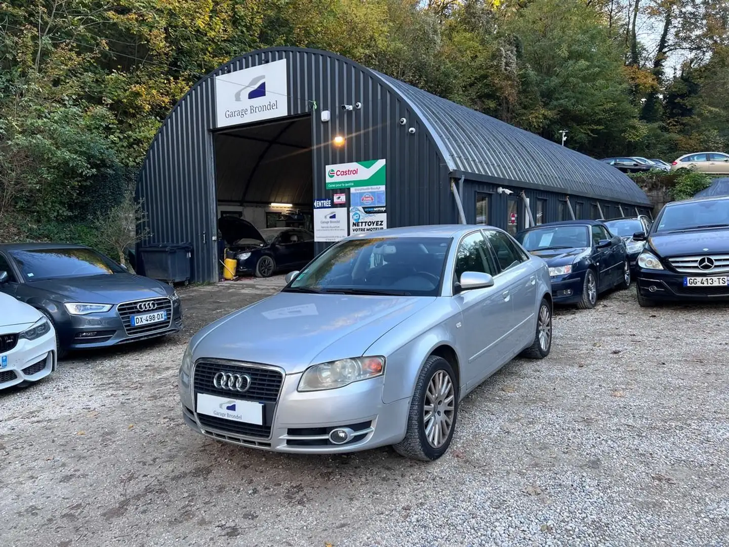 Audi A4 2.0 TDi 170cv Ambition Luxe Gris - 1
