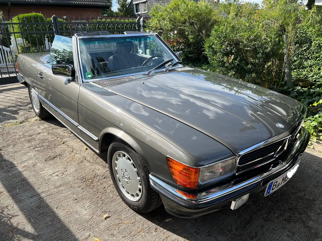 Mercedes-Benz SL 300 letzte Modellpflege, foto 3