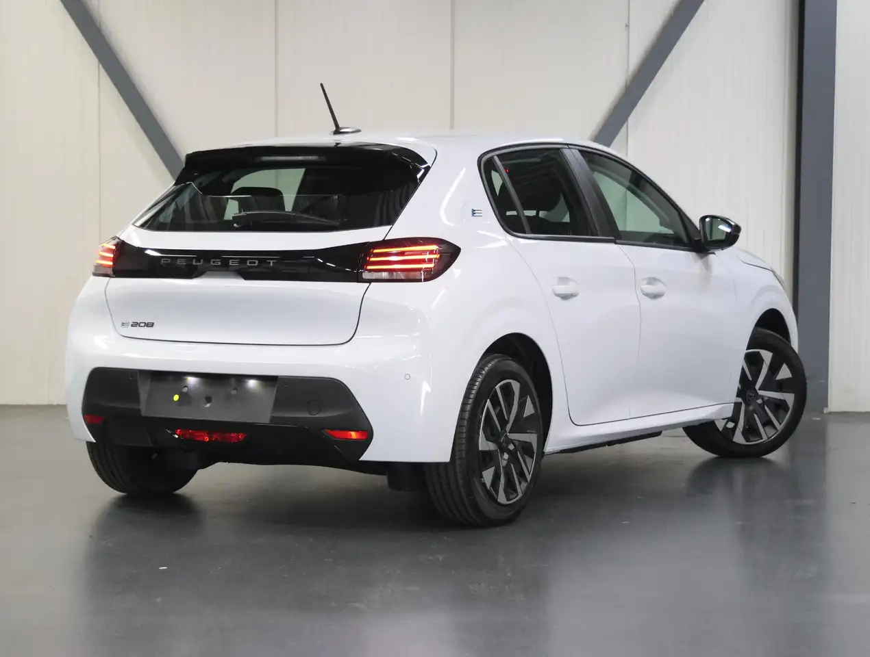 Peugeot e-208 2026
