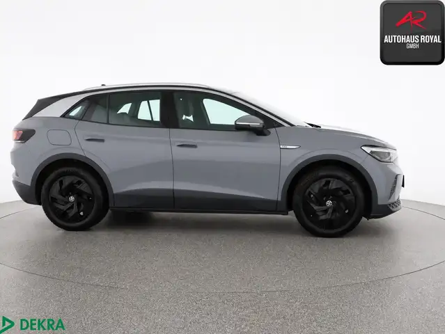 Volkswagen Id.4 view 6
